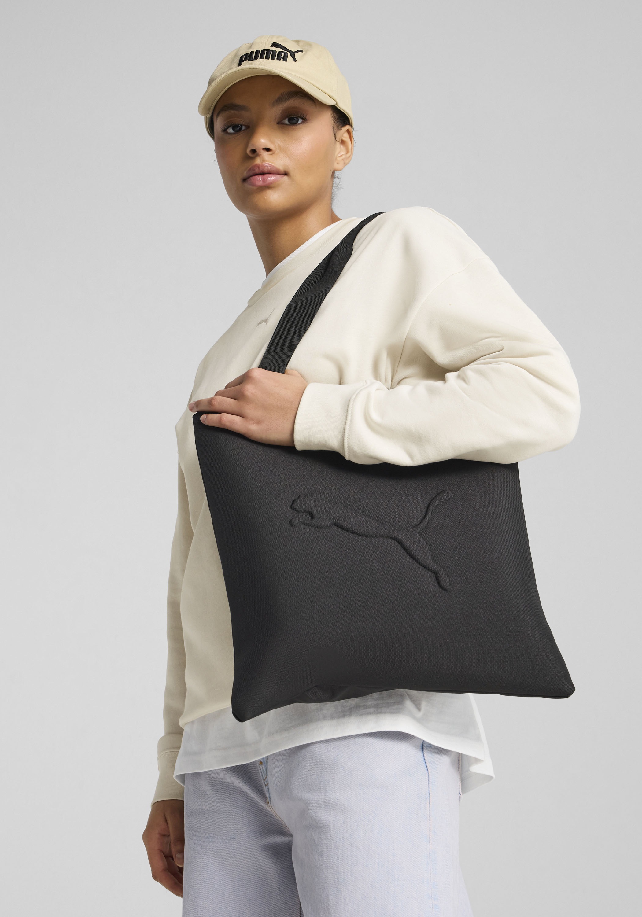 PUMA Schultertasche "BUZZ TOTE" mit Reißverschluss, mit kleiner Einschubtas günstig online kaufen