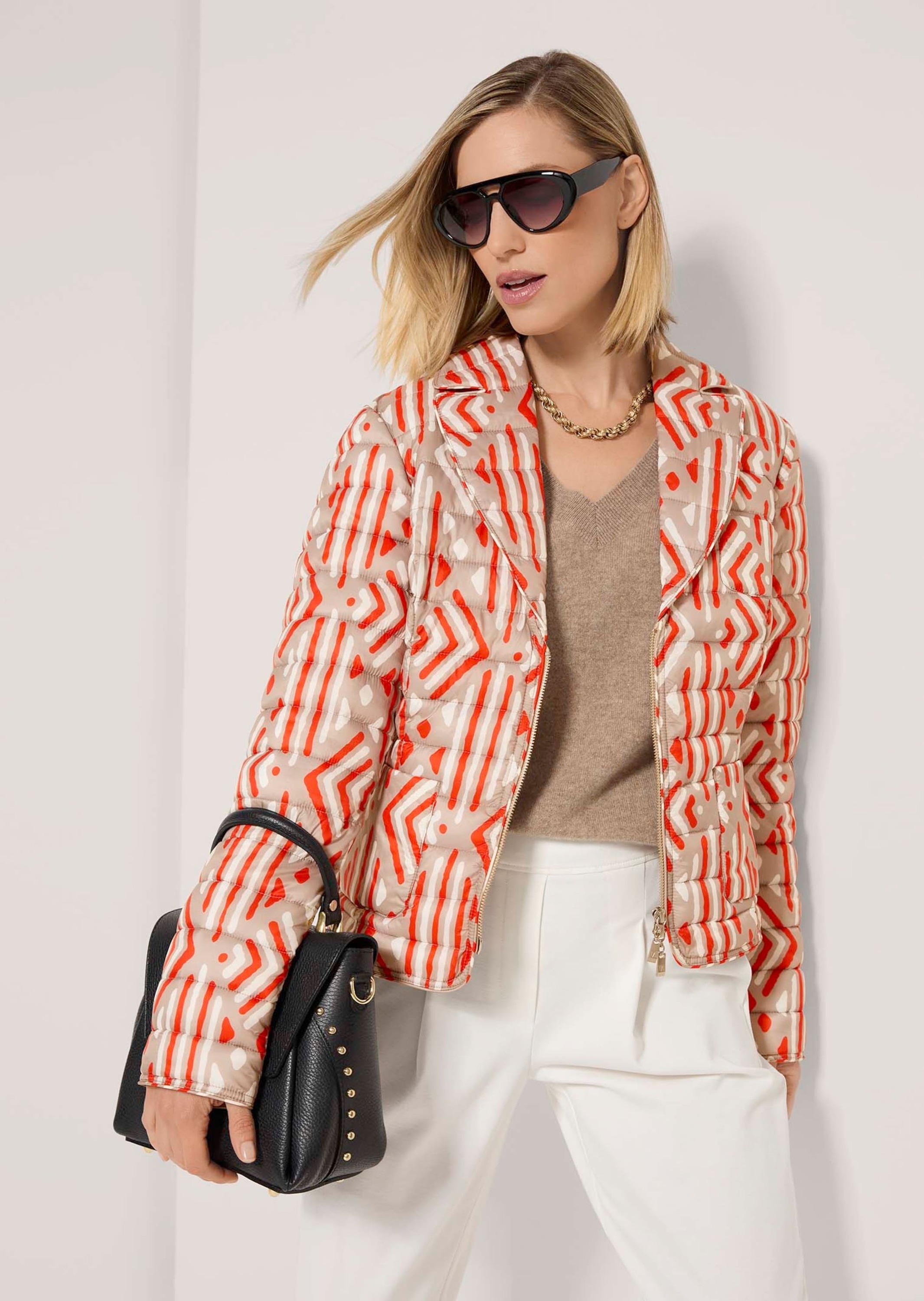 MADELEINE Steppjacke »Steppjacke Kurze Steppjacke mit Unikat-Print«