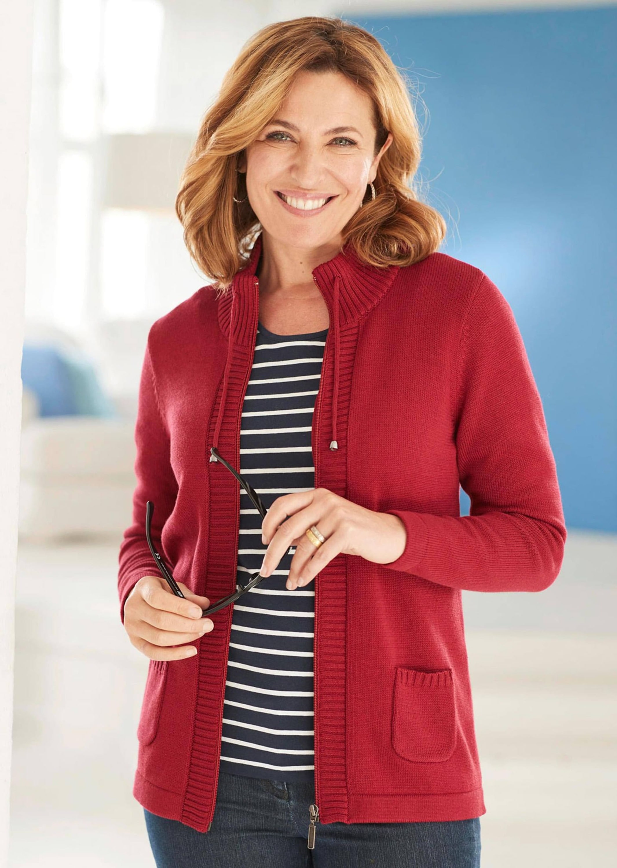 GOLDNER Strickjacke »Kurzgröße Sportliche Strickjacke«