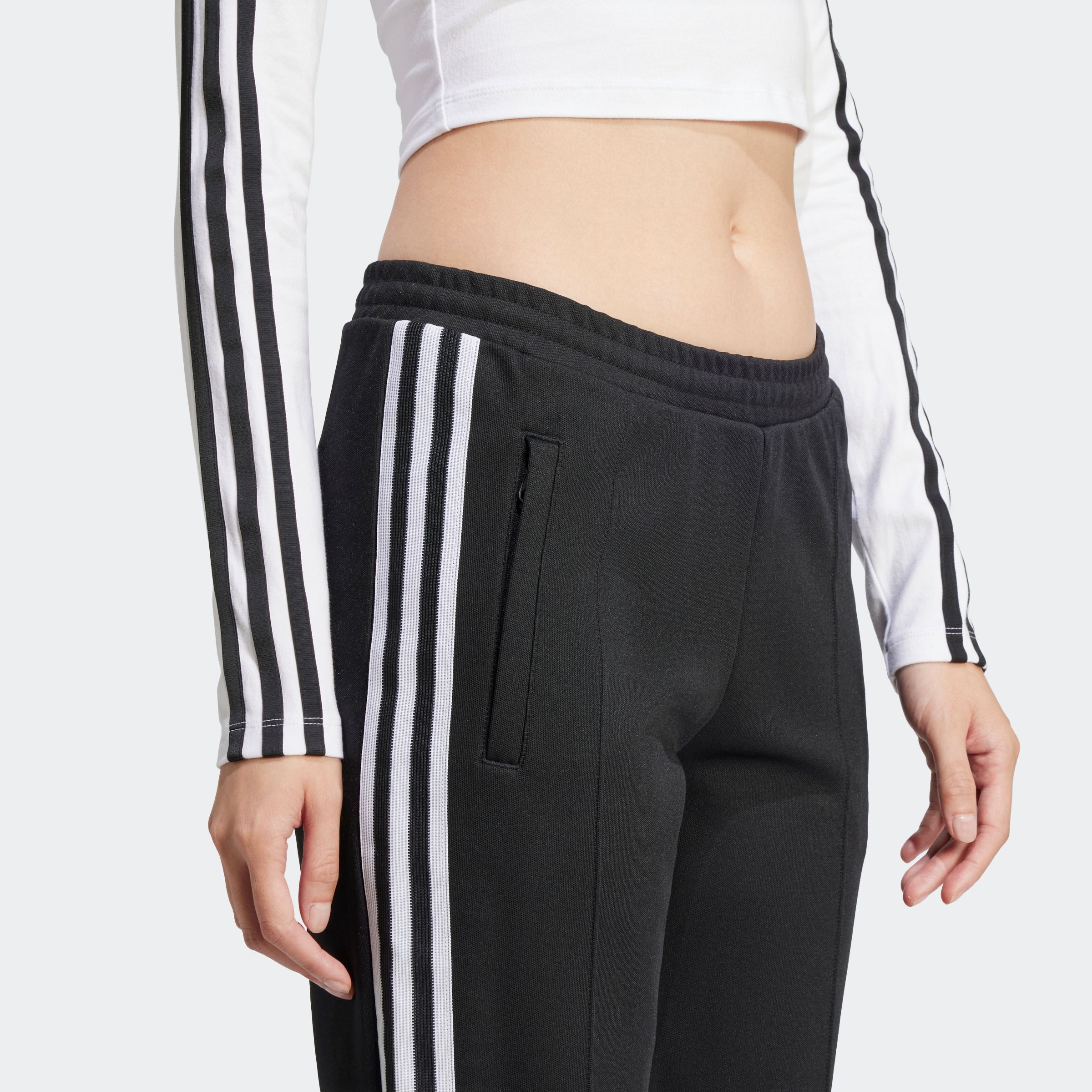 adidas Originals Langarmshirt »3S LS CROP« schmaler und kürzerer Schnitt, mit langen Ärmeln, aus Baumwolle