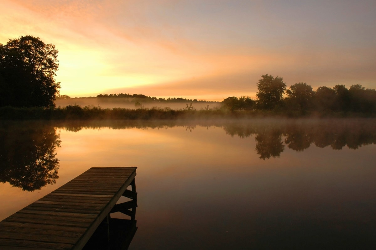 Papermoon Fototapete "Morgenstille am See"