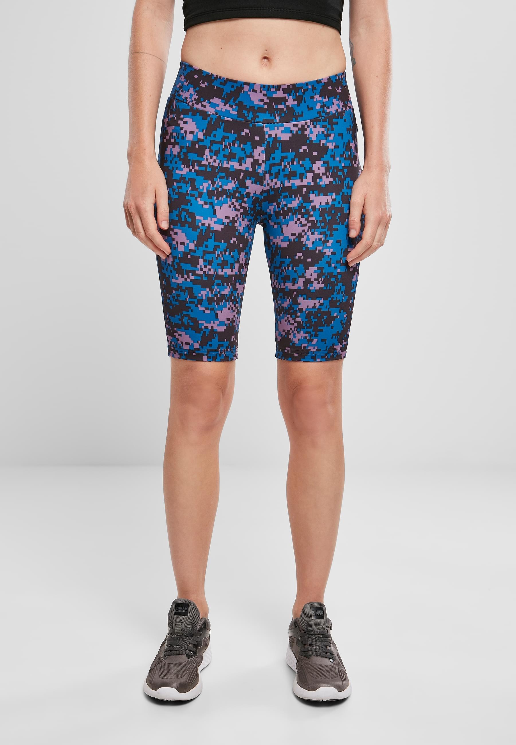 URBAN CLASSICS Stoffhose »Urban Classics Damen Ladies High Waist Camo Tech Cycle Shorts«, (1 tlg.)