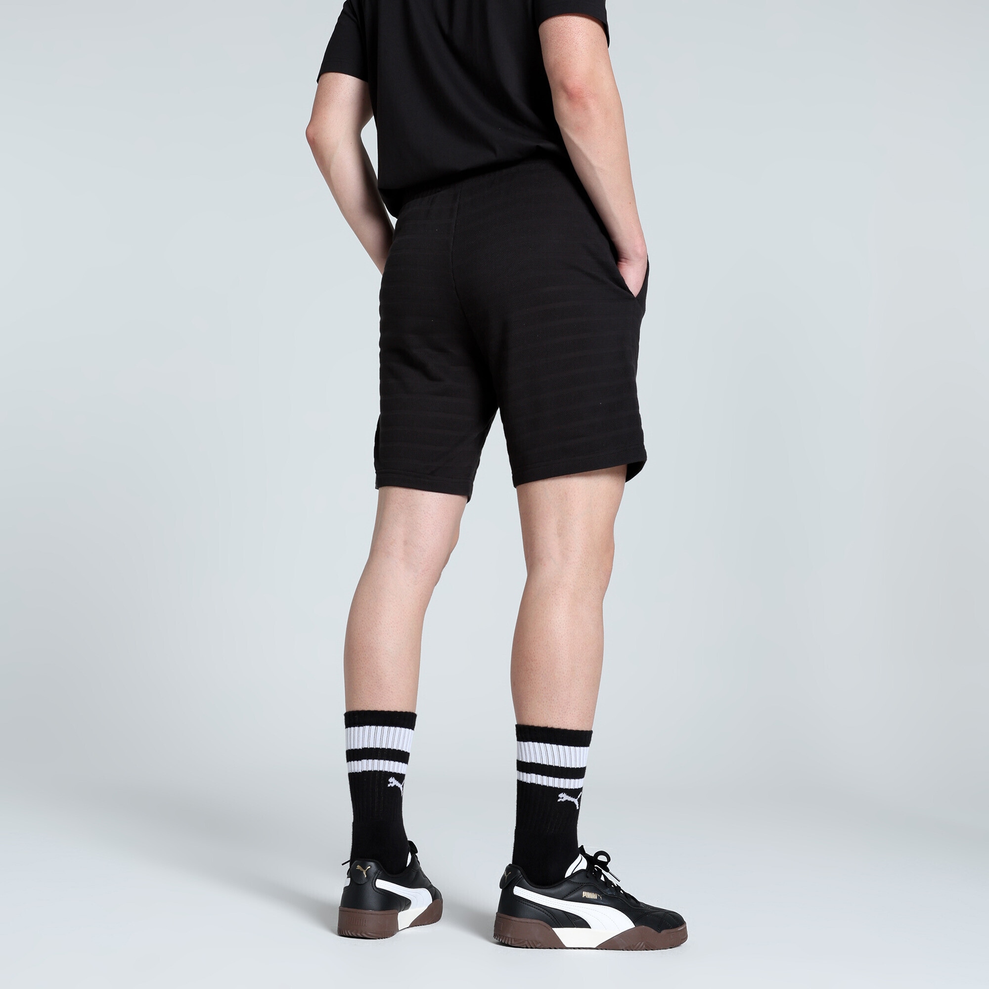 PUMA Sporthose »Essentials Elevated 9" Strukturierte Shorts Herren«