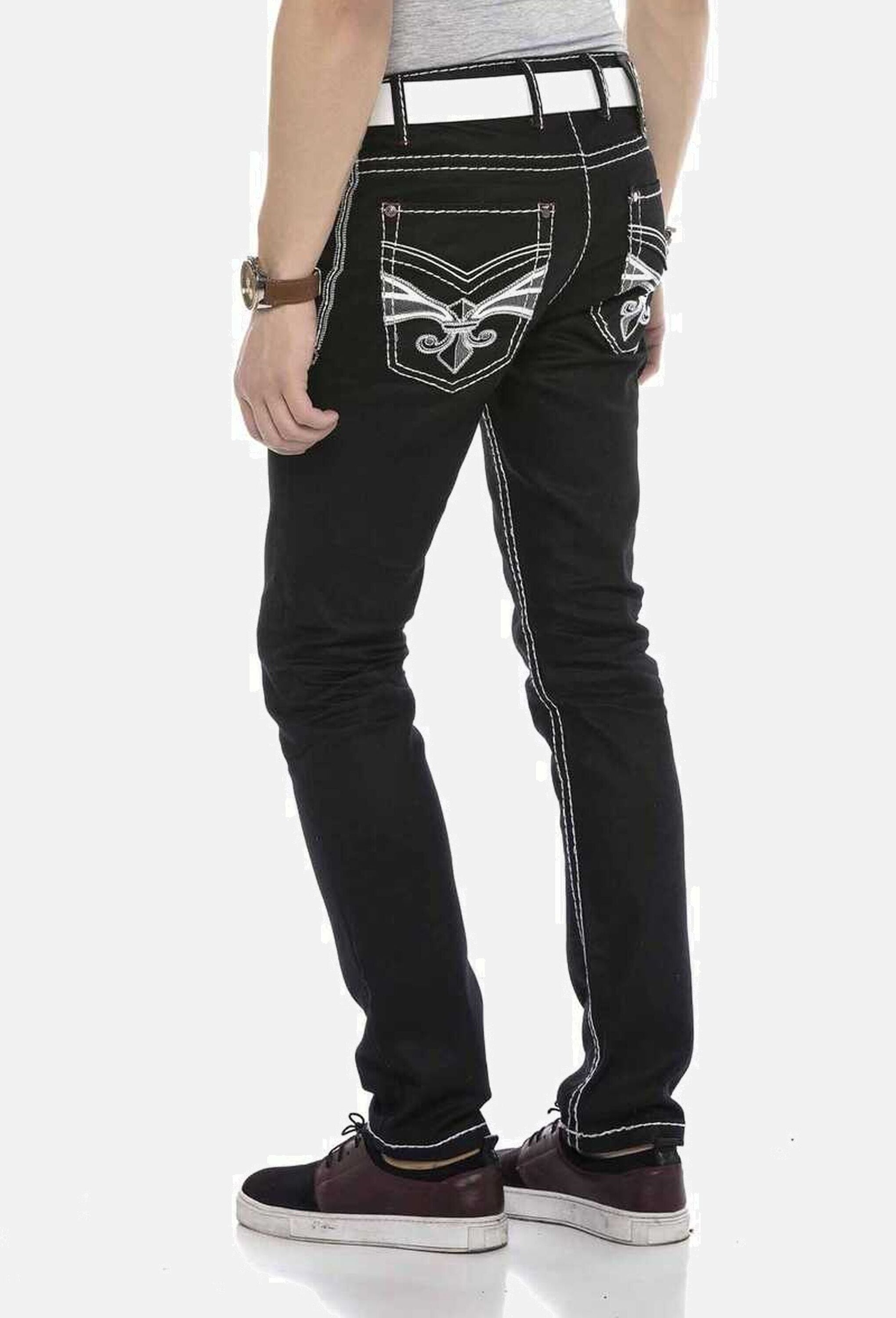 Cipo & Baxx Gerade Jeans »Cipo & Baxx Jeans« mit farblich abgehobenen Nähten, CD553