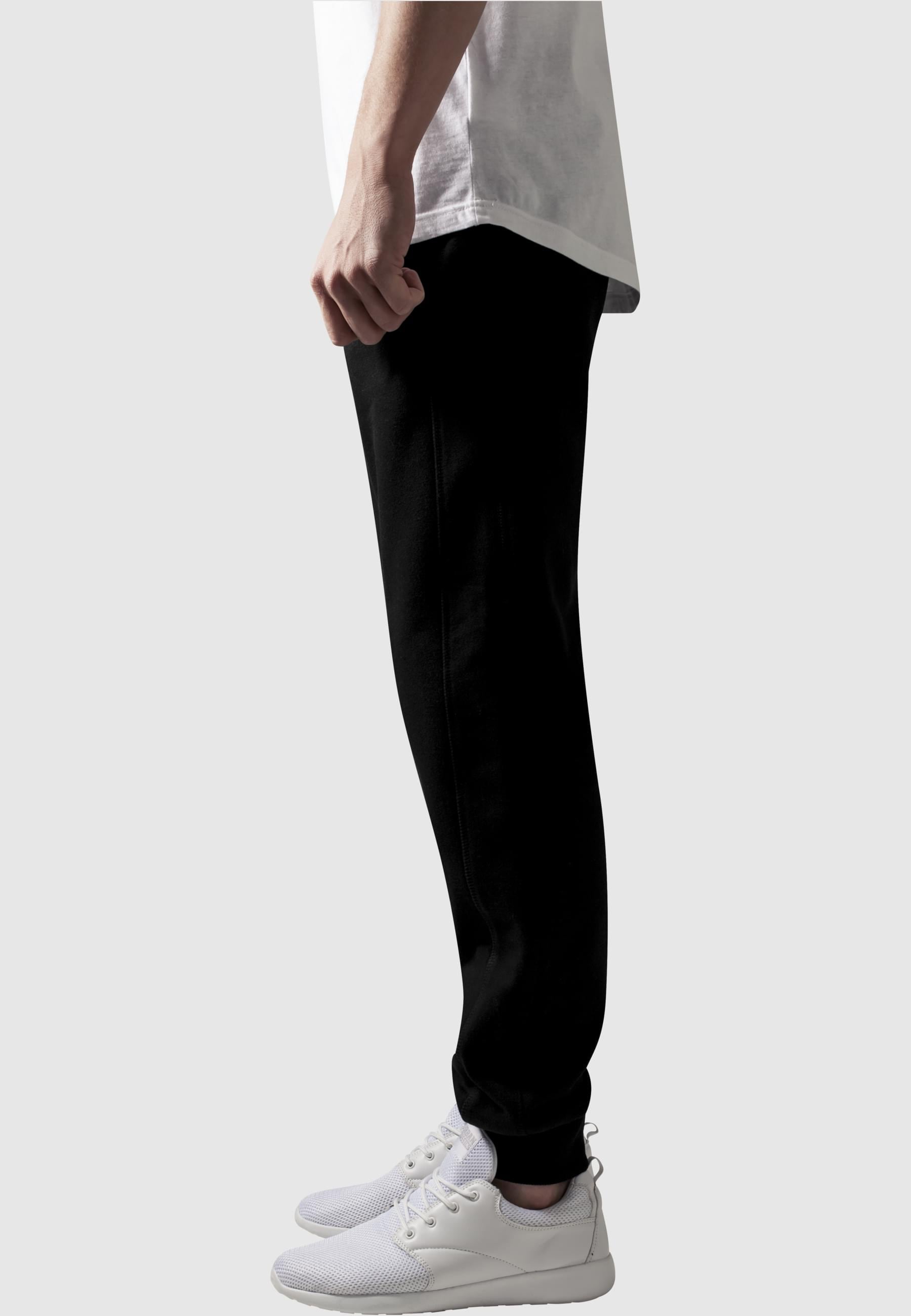 URBAN CLASSICS Stoffhose »Urban Classics Herren Straight Fit Sweatpants«, (1 tlg.)