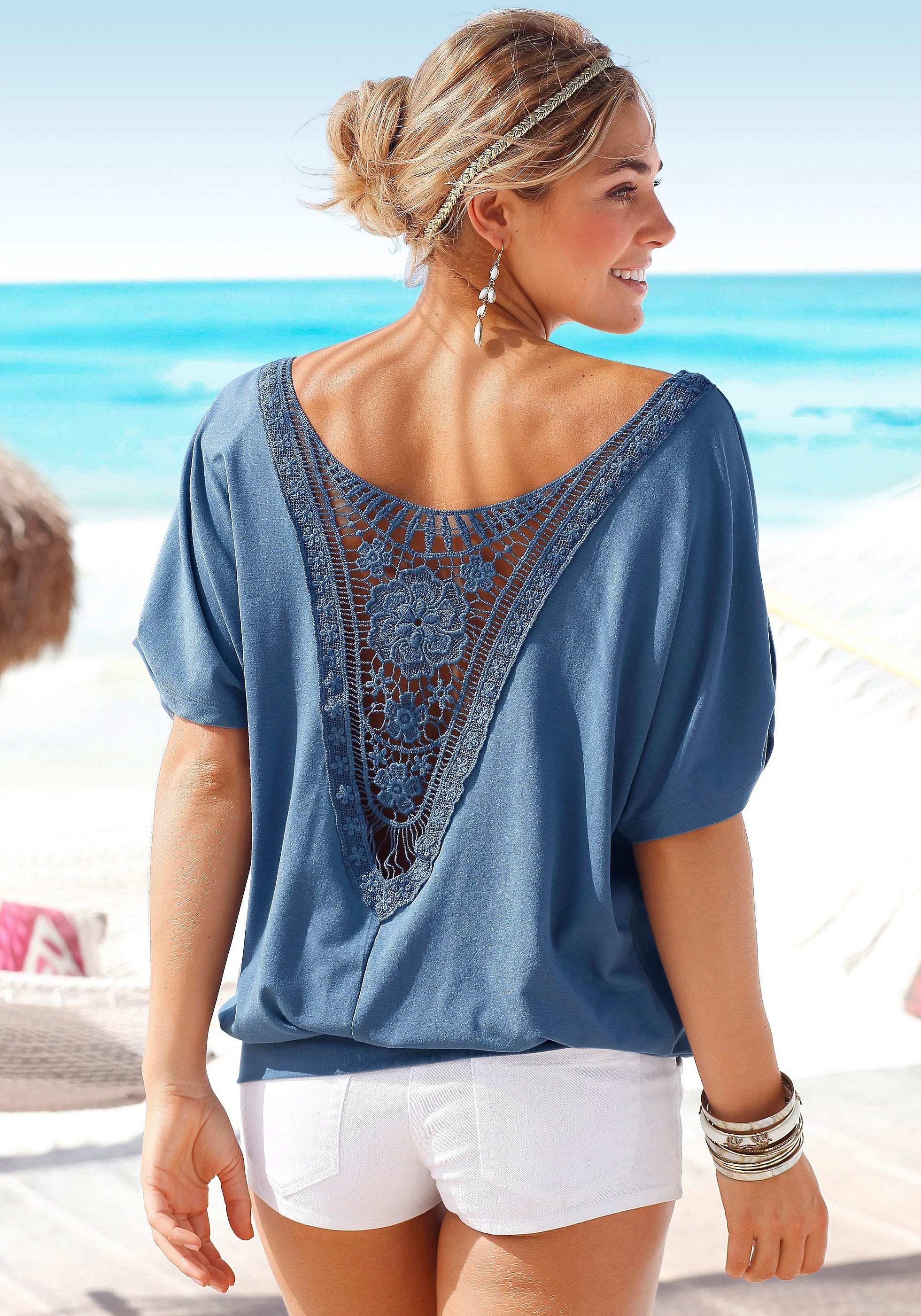 kaufen online BAUR einem Strandshirt fixiert LASCANA Riegel mit |