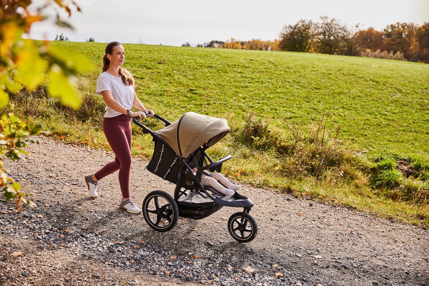 Hauck Dreirad-Kinderwagen »Runner 3, olive«, 22 kg, mit XXL-Lufträdern und Handbremse; bis 22 kg beslastbar