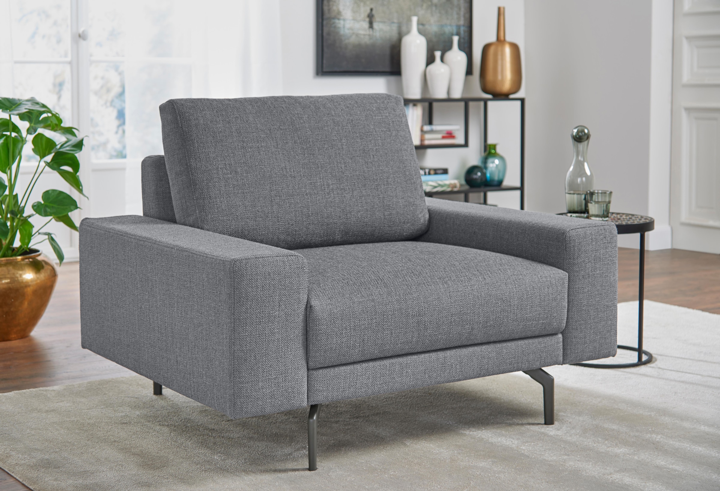hülsta sofa Sessel »hs.450«, Armlehne breit niedrig, Alugussfüße in  umbragrau, Breite 120 cm | BAUR