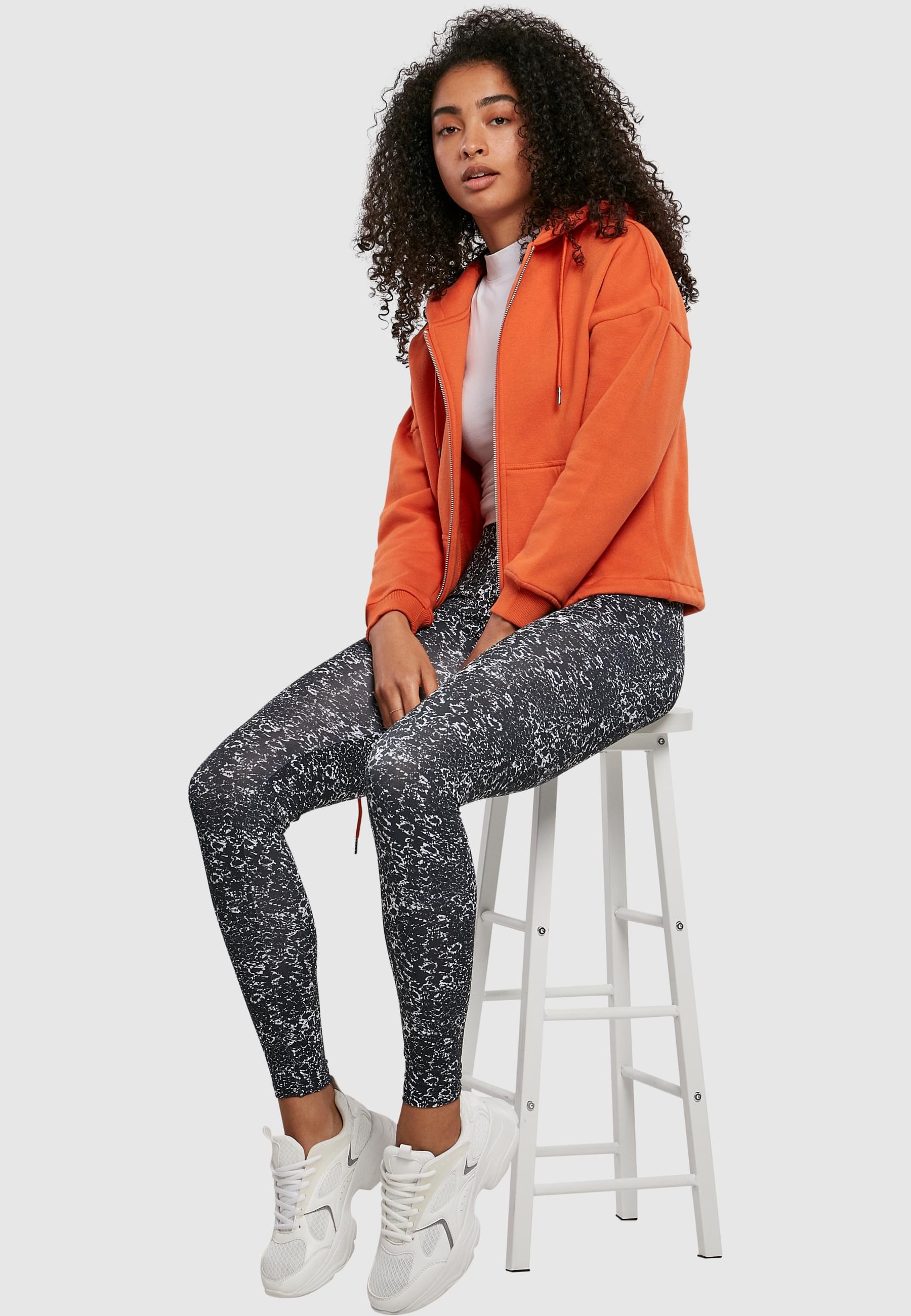 URBAN CLASSICS Leggings »Urban Classics Damen Ladies AOP Leggings«, (1 tlg.)