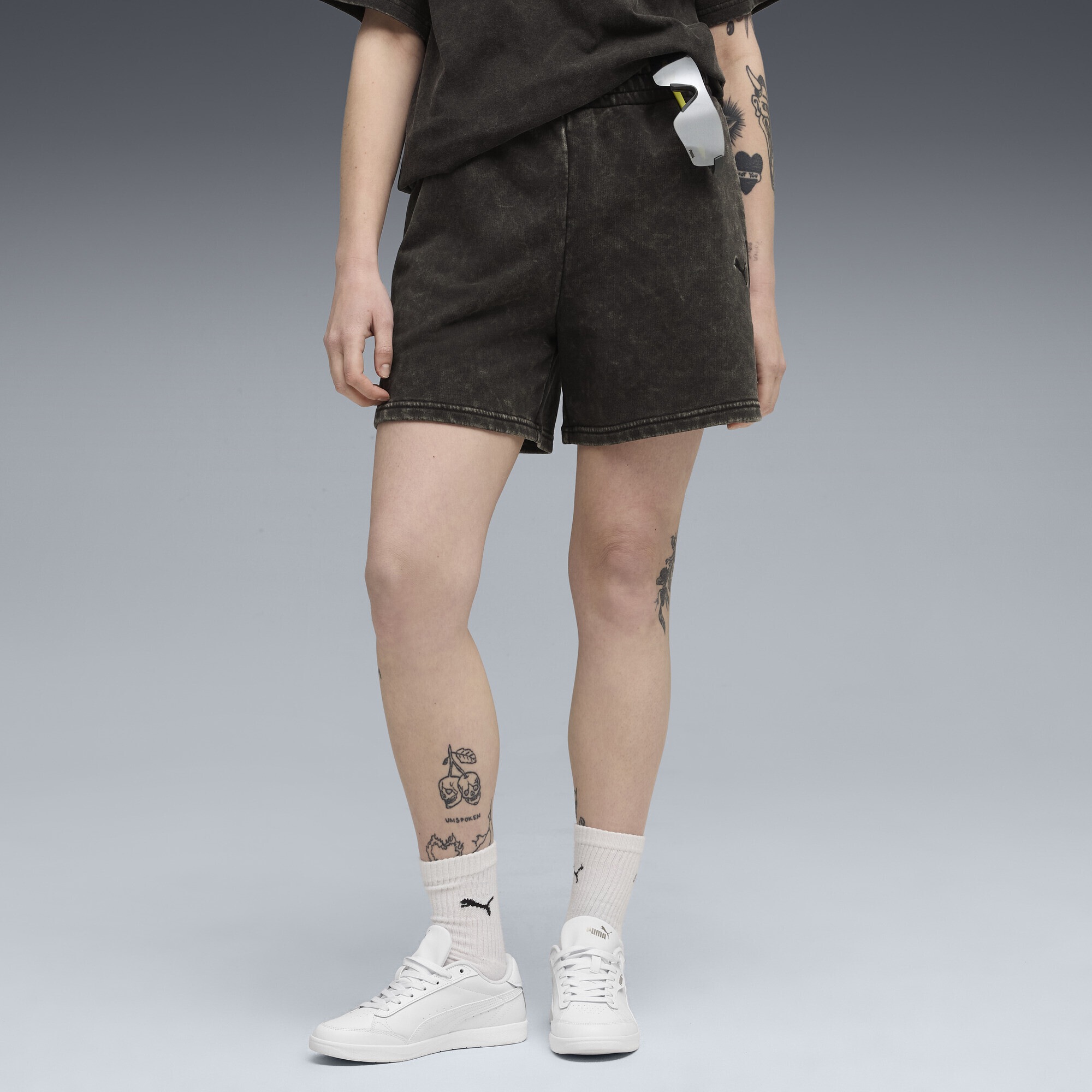 PUMA Sporthose »Essentials Wash High-Waist-Shorts Damen«
