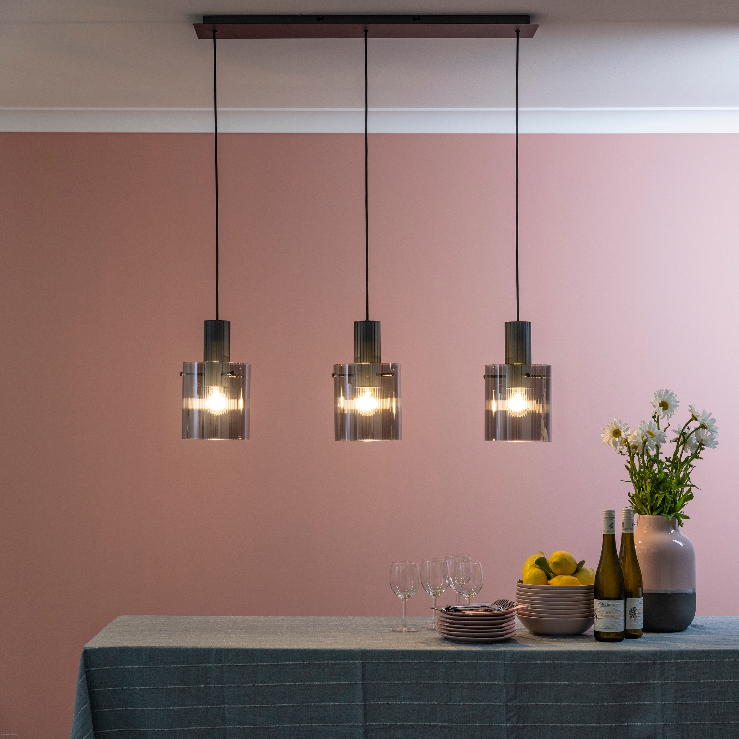 Brilliant Pendelleuchte »Riffelini«, 3 flammig, Leuchtmittel E27 | ohne Leuchtmittel, 150 x 98 x 18 cm, 3x E27, kürzbar, geriffeltes Rauchglas, anthrazit