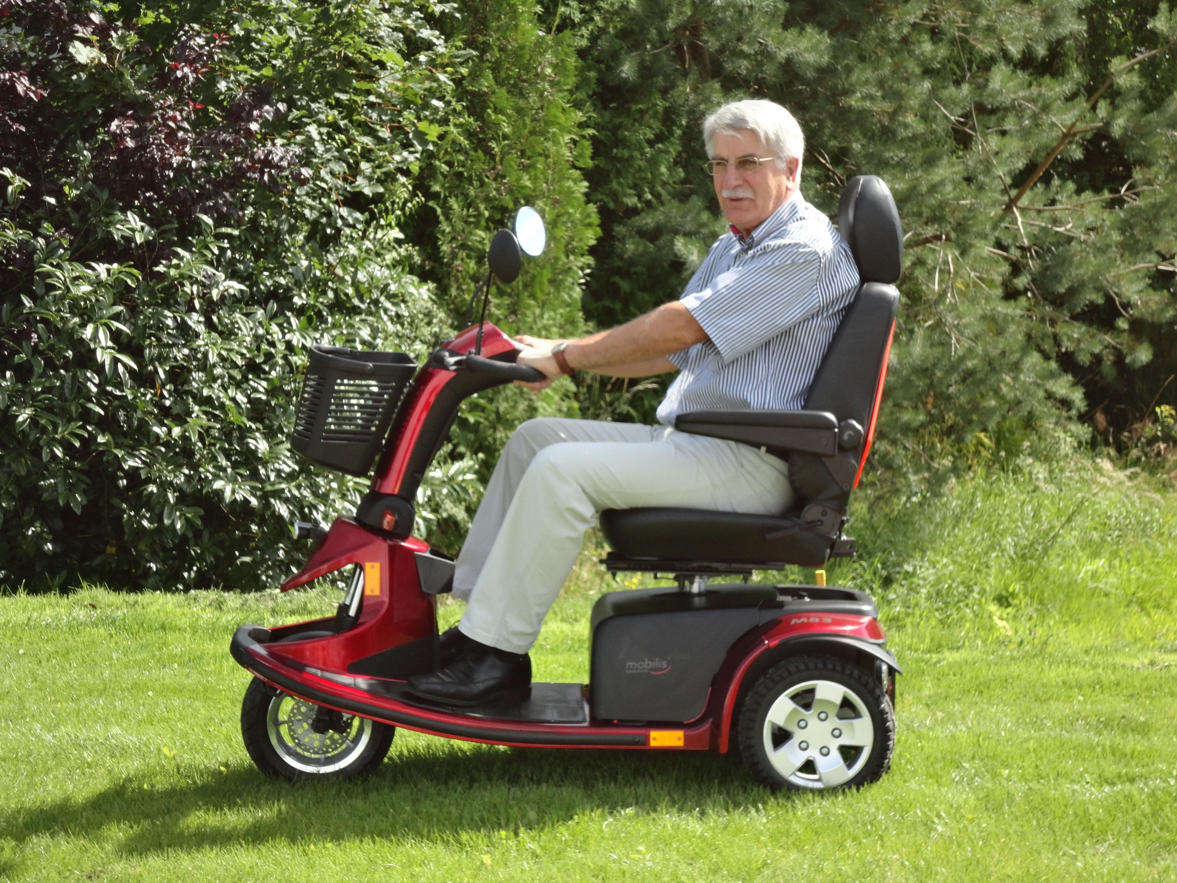 mobilis Elektromobil »M83, Wendig, Flott und Komfortabel«, (Korb), 3-Rad, 15km/h, gefedert, Kurvenreduzierung, LCD-Display