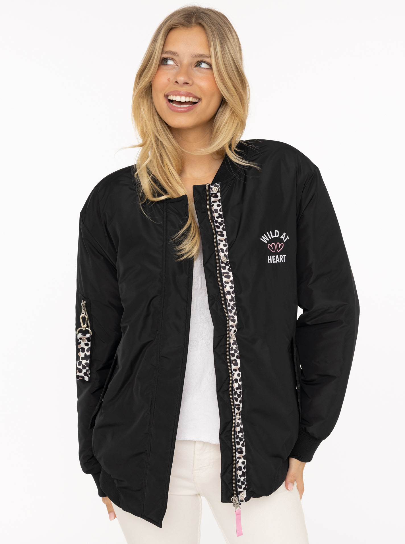 Zwillingsherz Bomberjacke ""Wild Heart"" ohne Kapuze Oversize - überschnittene Schulter, Taschen mit Druckknöpfen
