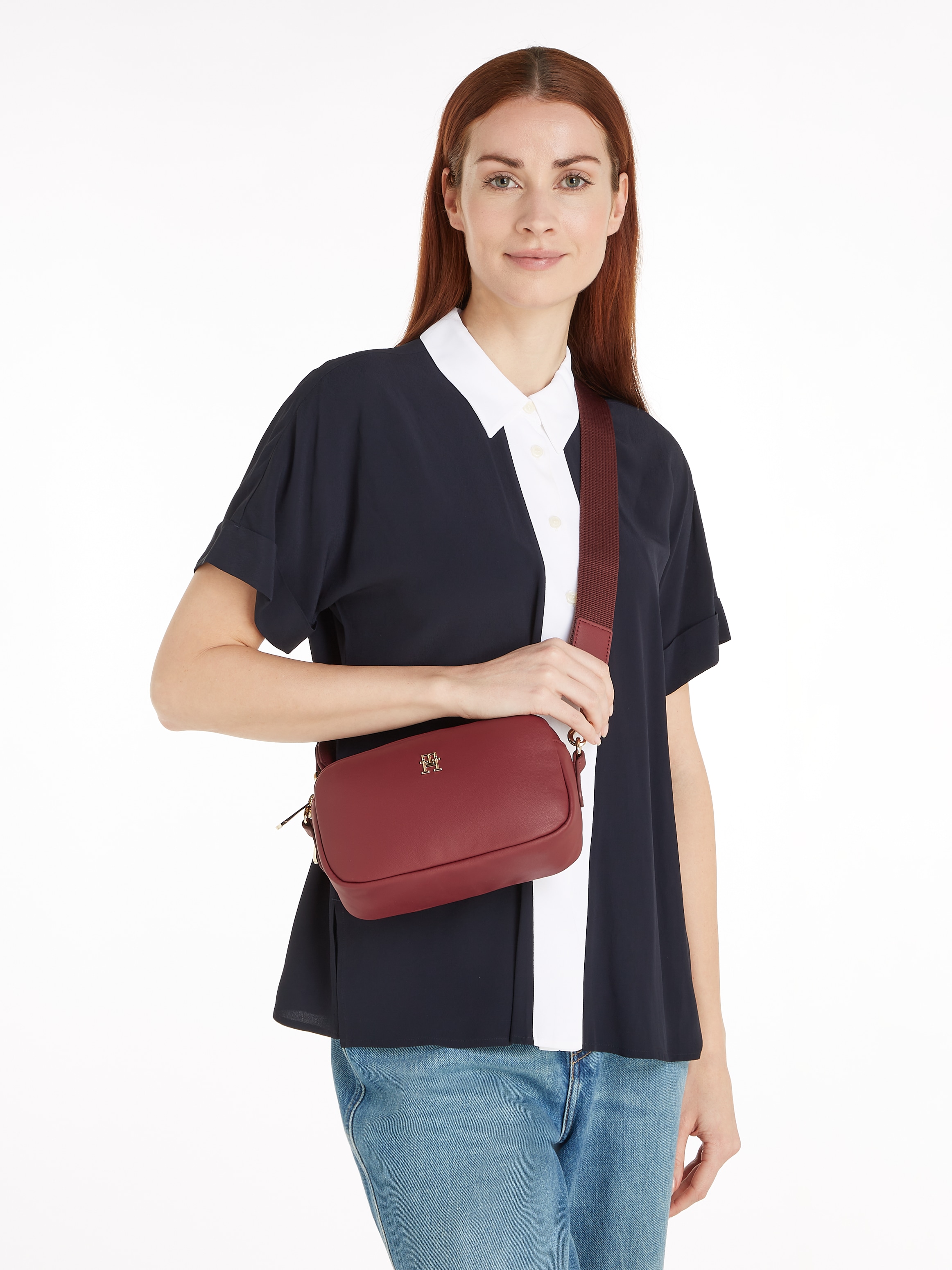 Tommy Hilfiger Umhängetasche »Women POPPY REFORM CAMERA BAG Crossover«, (2 tlg., mit abnehmbarem Schulterriemen), Crossbody-Bag