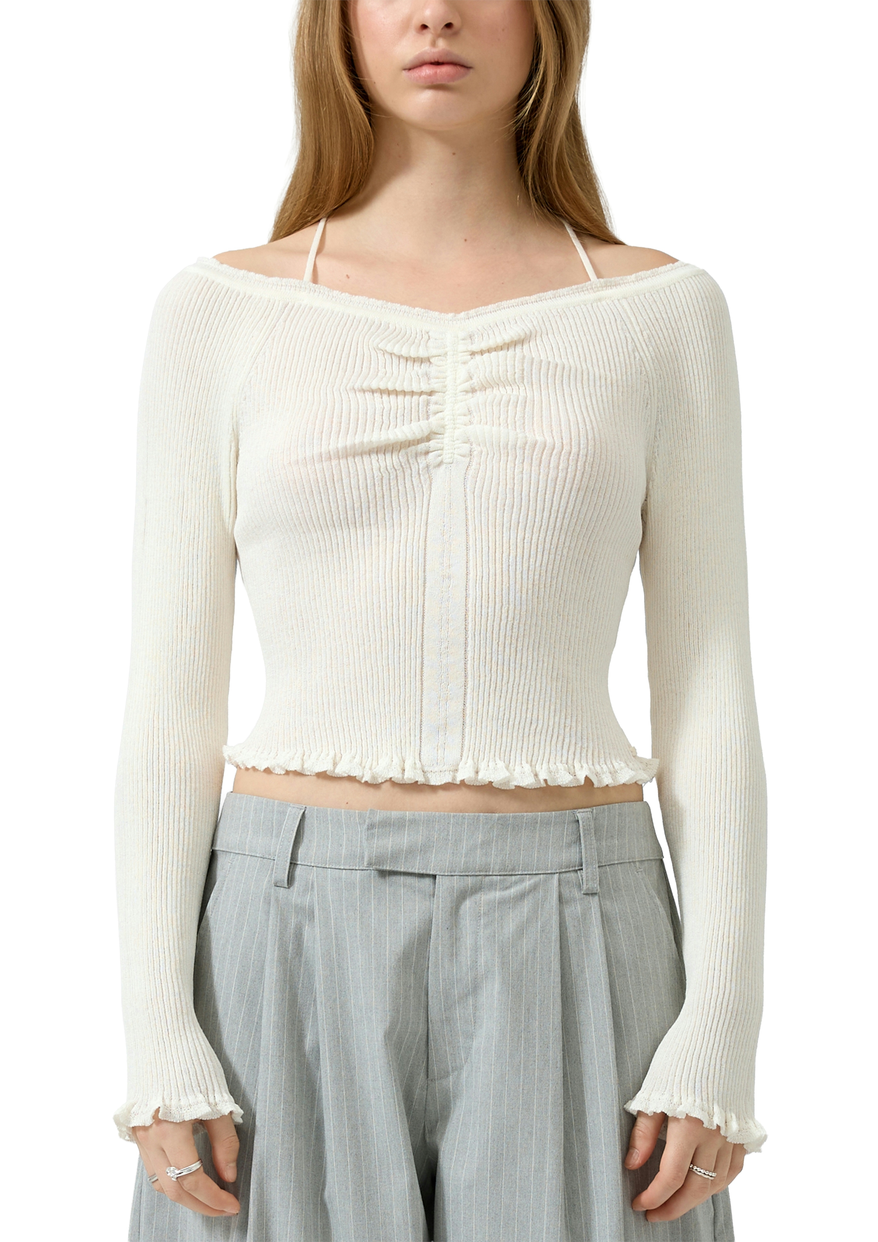 QS Strickpullover im Ripp-Look und mit U-Boot-Ausschnitt und Bändern