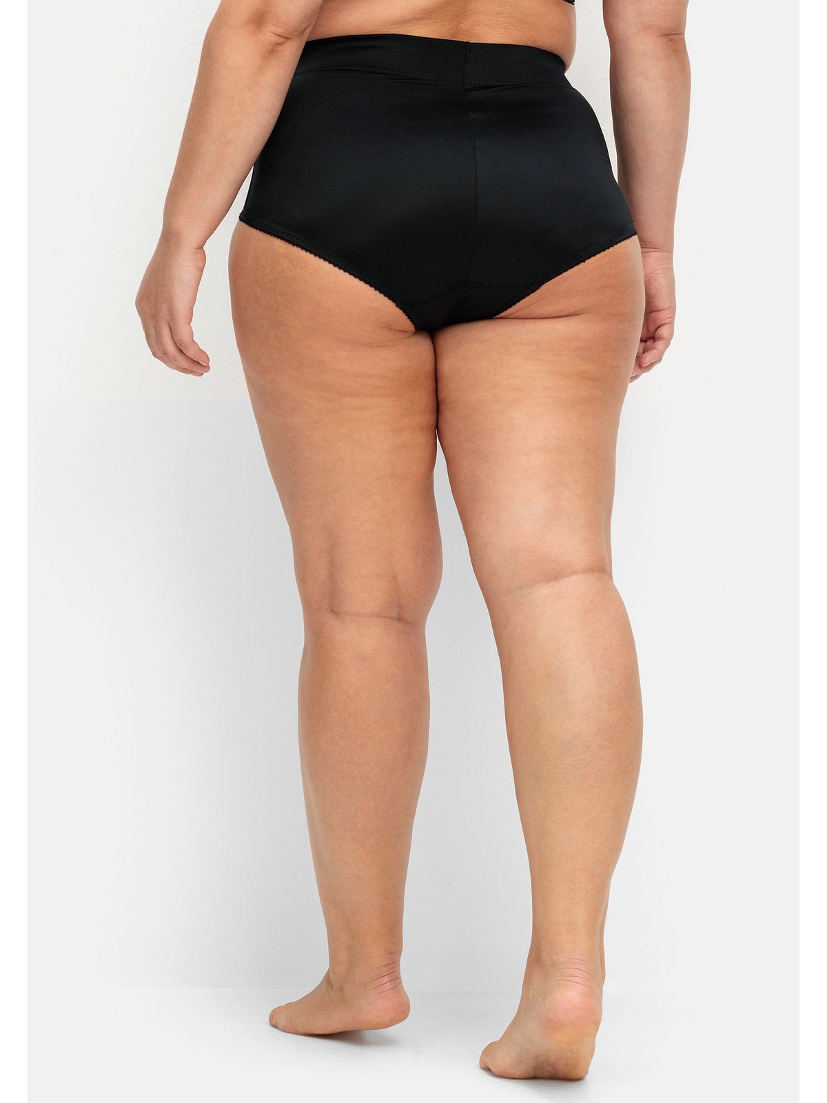Sheego High-Waist-Slip »Große Größen«, mit Spitzendetails und Shapingeffekt
