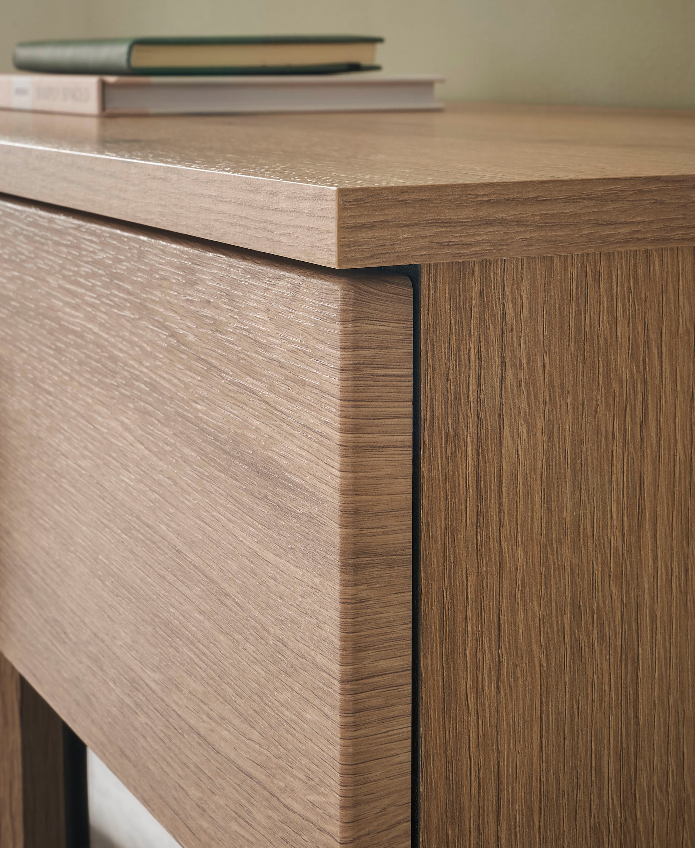 INOSIGN Highboard »Cantara, moderner Schrank, Vitrine in Eiche Dekor oder weiß«, schwarze Stangengriffe, ausreichend Stauraum, vielseitig einsetzbar