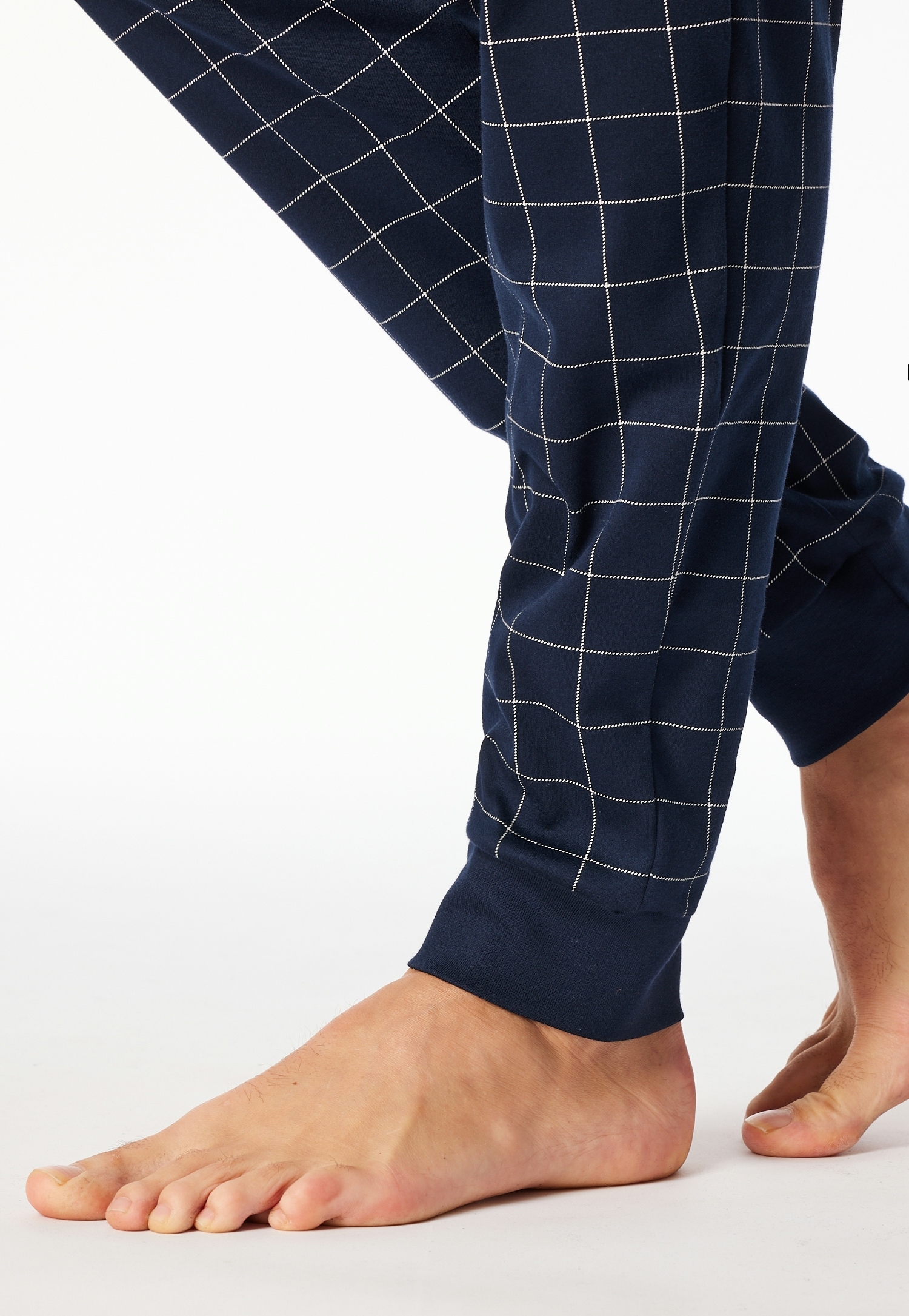 Schiesser Pyjama »Fine Interlock« 2 Stk. tlg., Rundhalsausschnitt mit Kopfleiste, langärmelig, Komfortbund