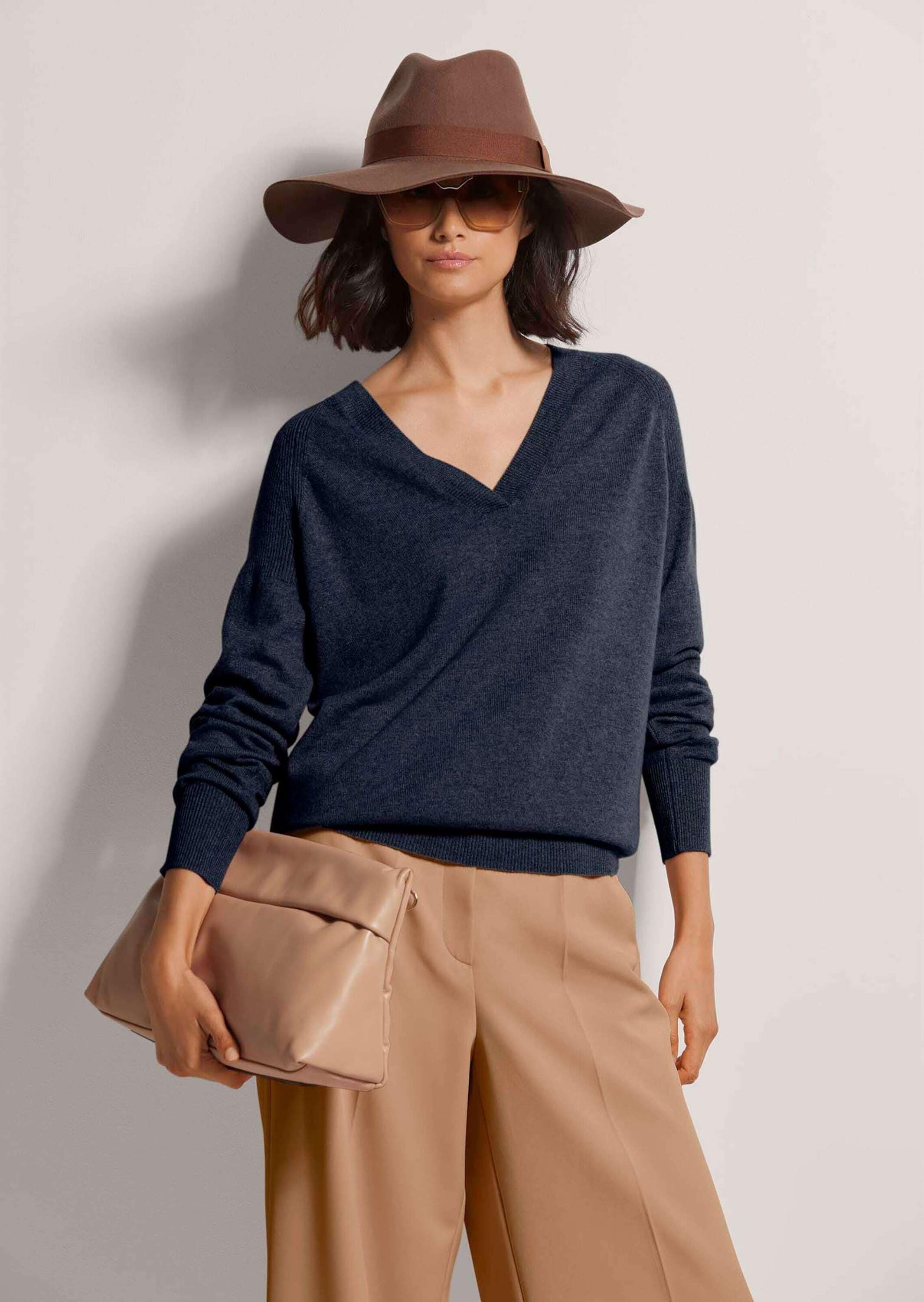 MADELEINE Longpullover »Pullover Kaschmirpullover mit V-Ausschnitt«