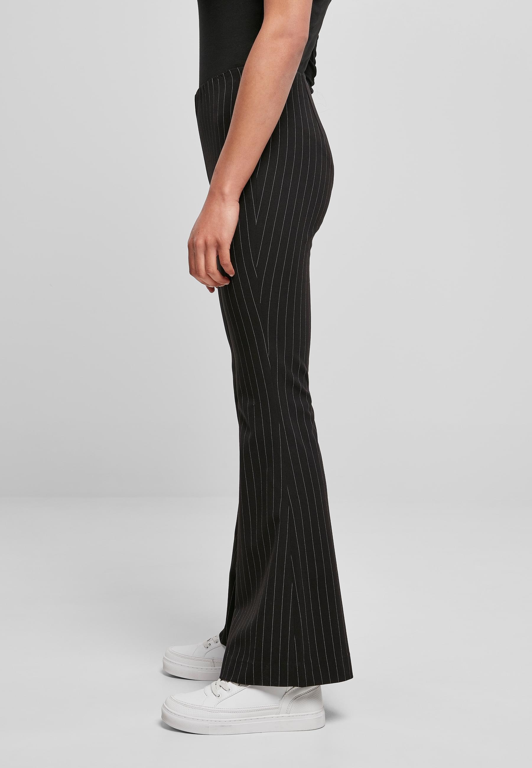 URBAN CLASSICS Stoffhose »Urban Classics Damen Ladies Flared Pin Stripe Pants«, (1 tlg.)