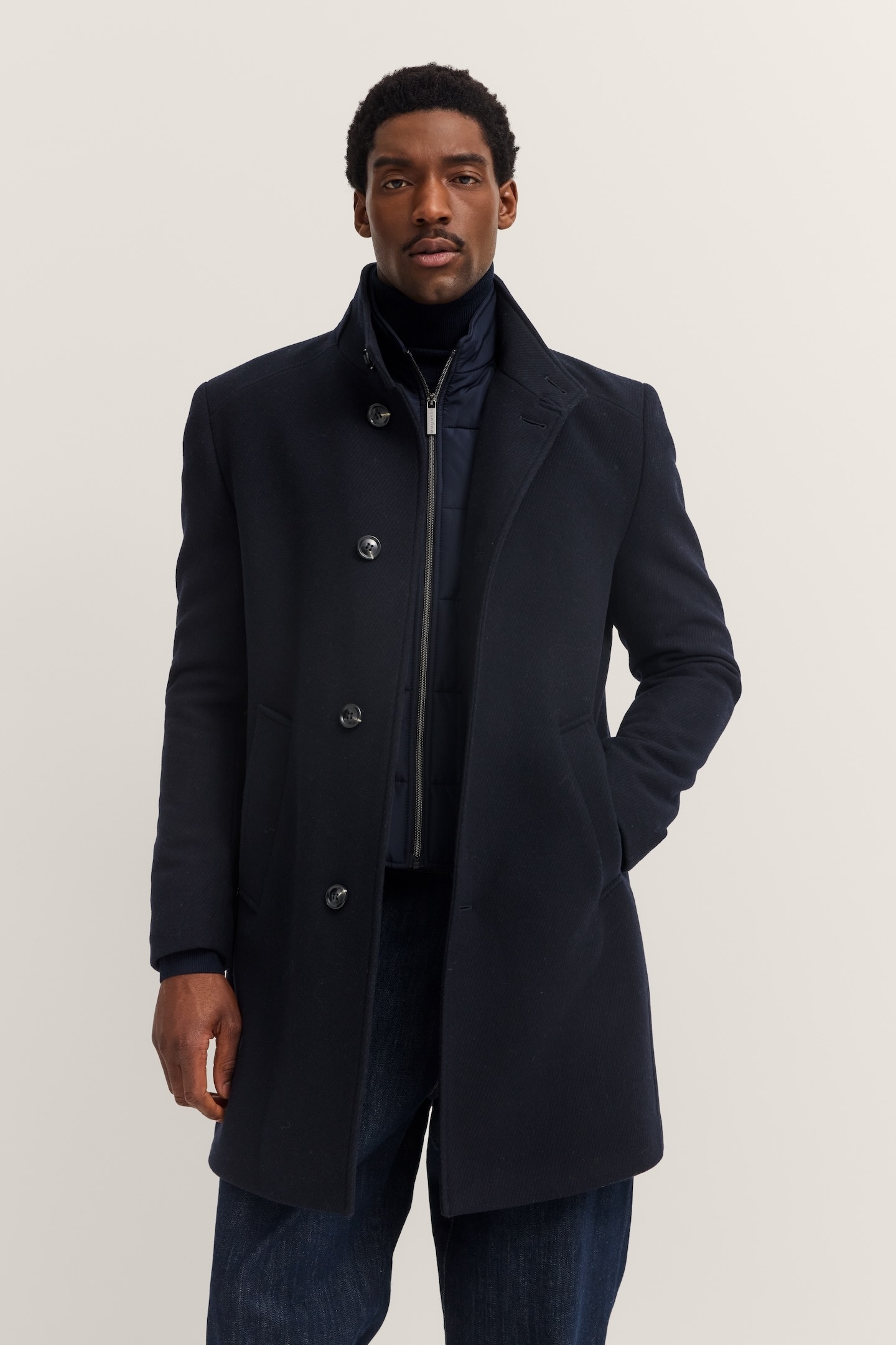 bugatti Kurzmantel "Westen-Einsatz", Modern Fit mit Flexcity Stretch Einsät günstig online kaufen