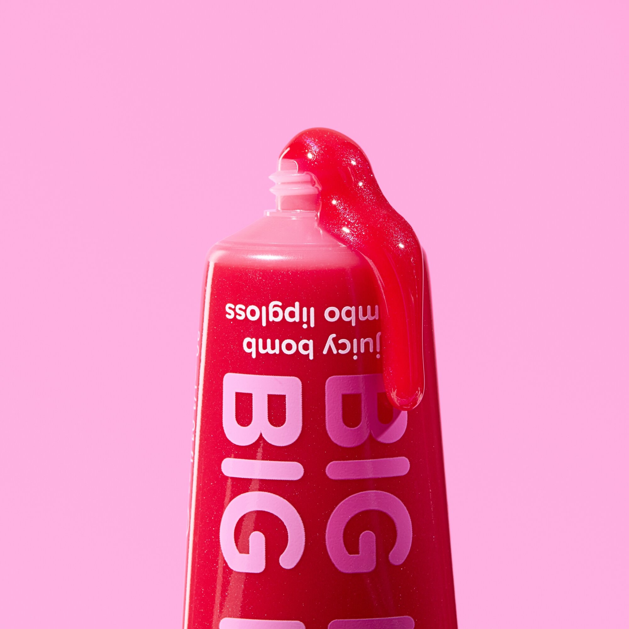 Essence Lipgloss »SAY IT WITH JUICY BIG HUG juicy bomb jumbo lipgloss«