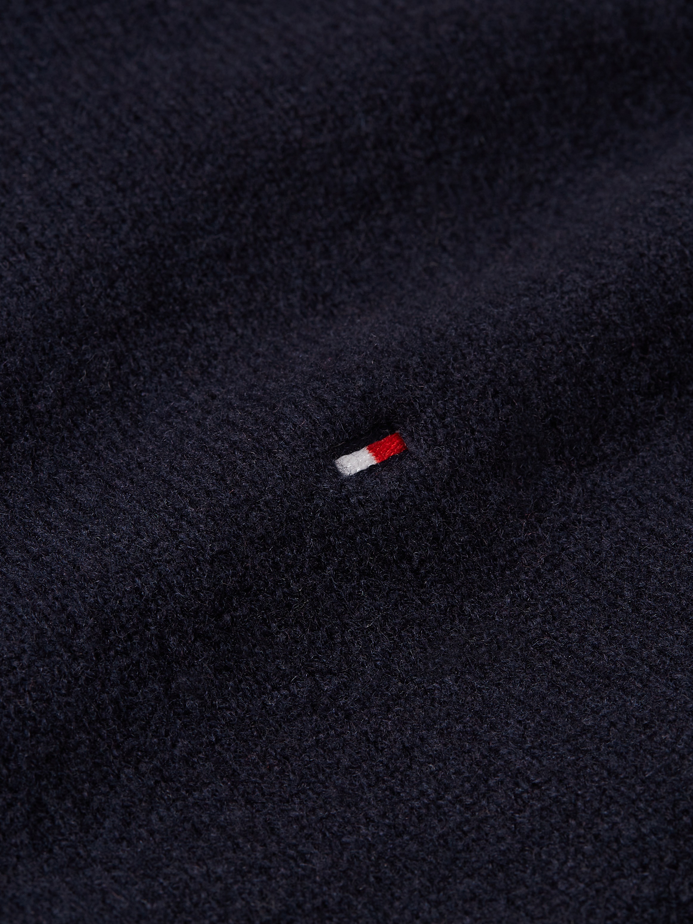Tommy Hilfiger Strickpullover »SOFT WOOL C-NK SWEATER«, mit Logostickerei, aus 100% Wolle