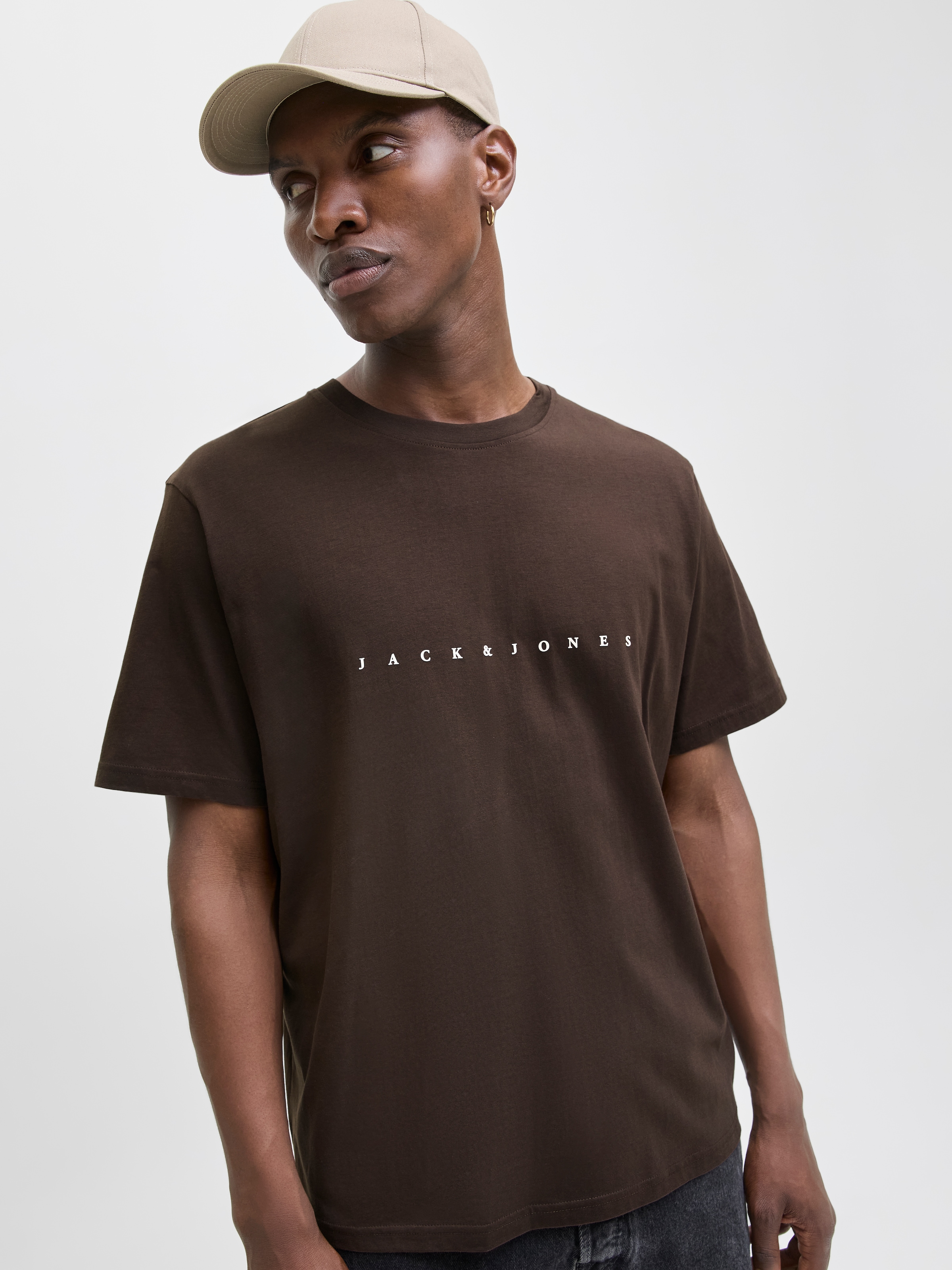 Jack & Jones Rundhalsshirt »JJESTAR JJ TEE SS NOOS«, mit Logo Schriftzug