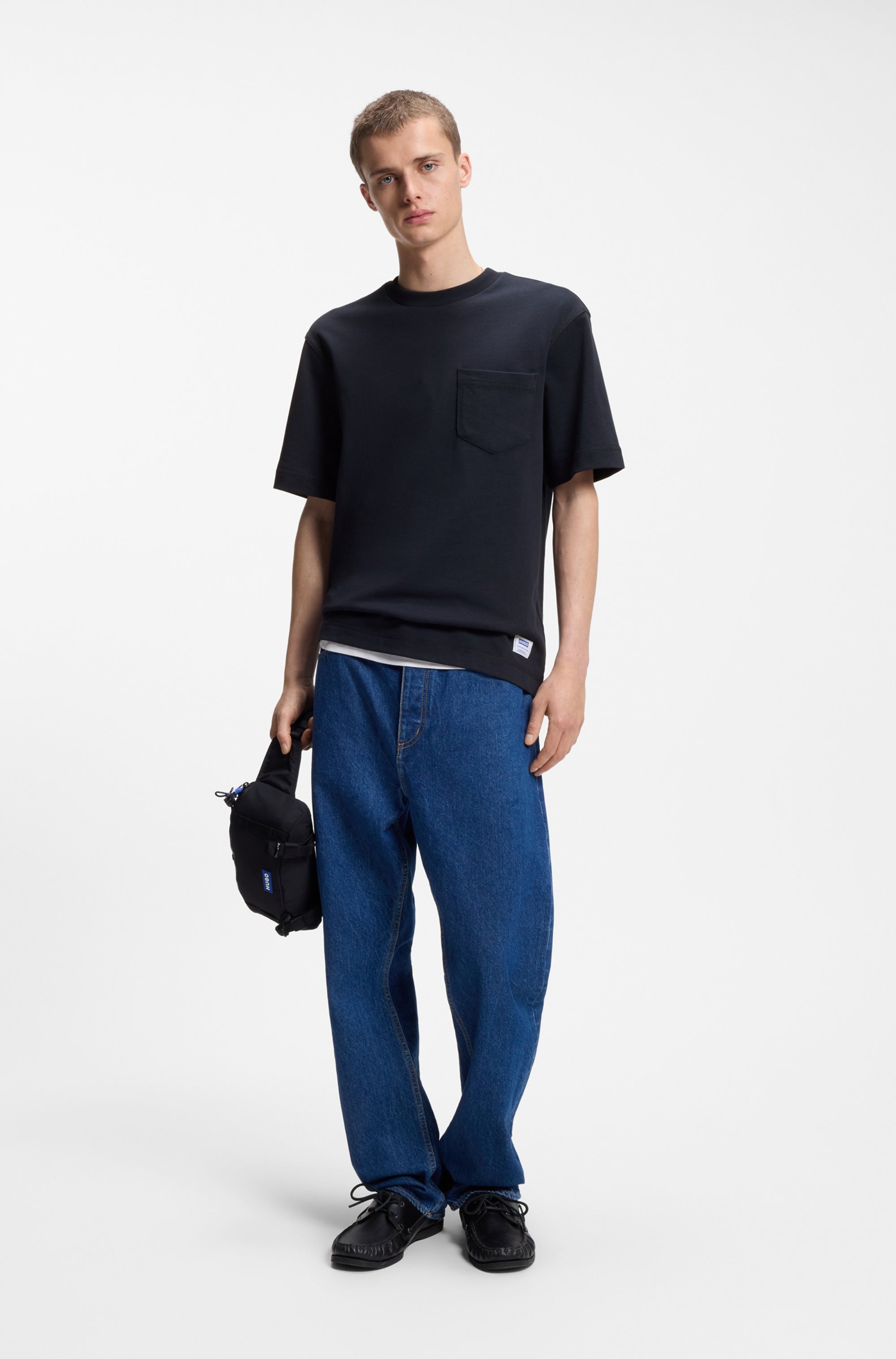 HUGO Blue T-Shirt »Nestite« mit aufgesetzter Brusttasche, Rundhalsform