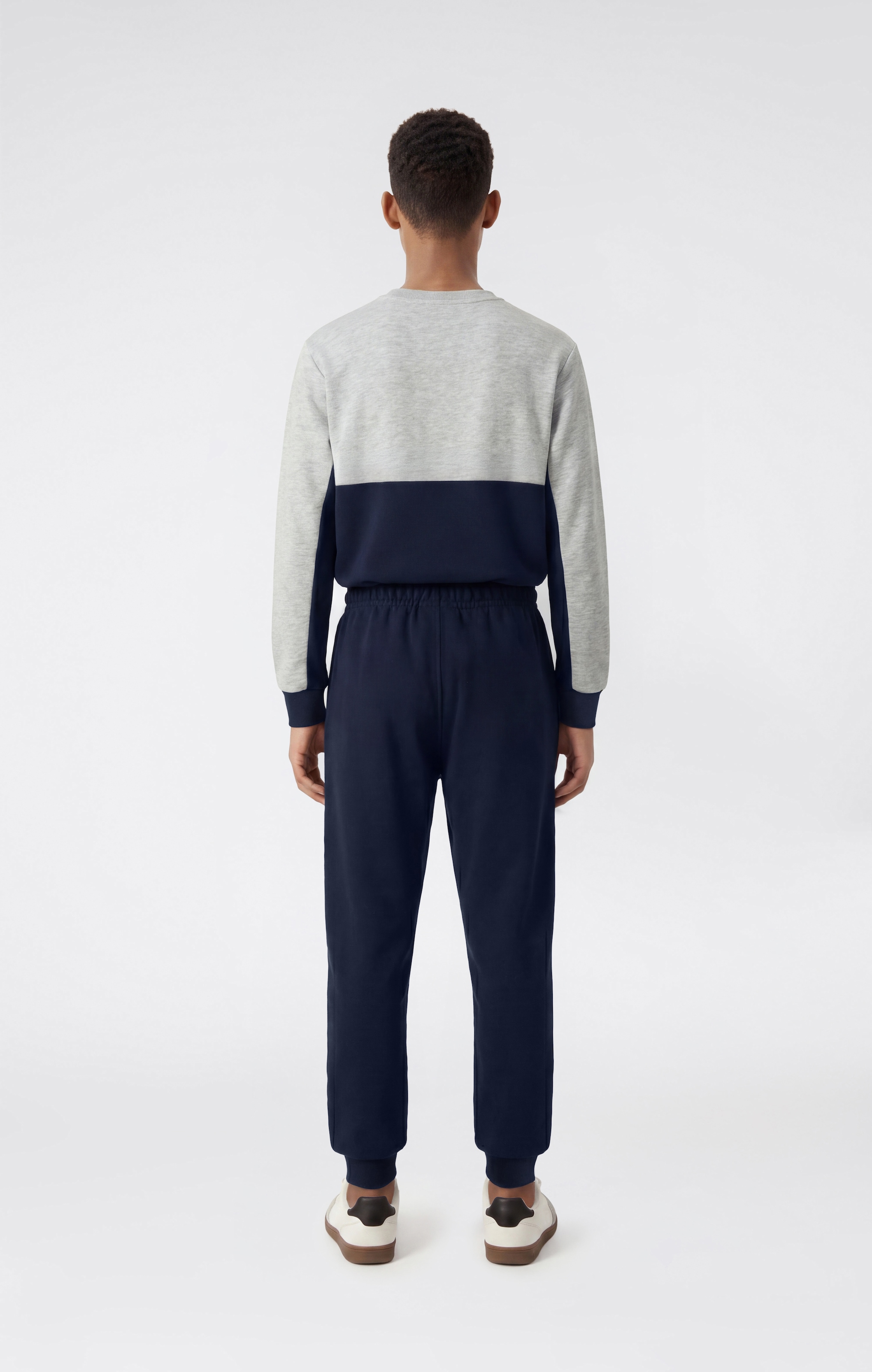 Champion Jogginganzug »SPORTWEAR SWEATSUITS Standard Fit« 2 zweiteiliges Set, für den Alltag, aus Baumwolle und Polyester