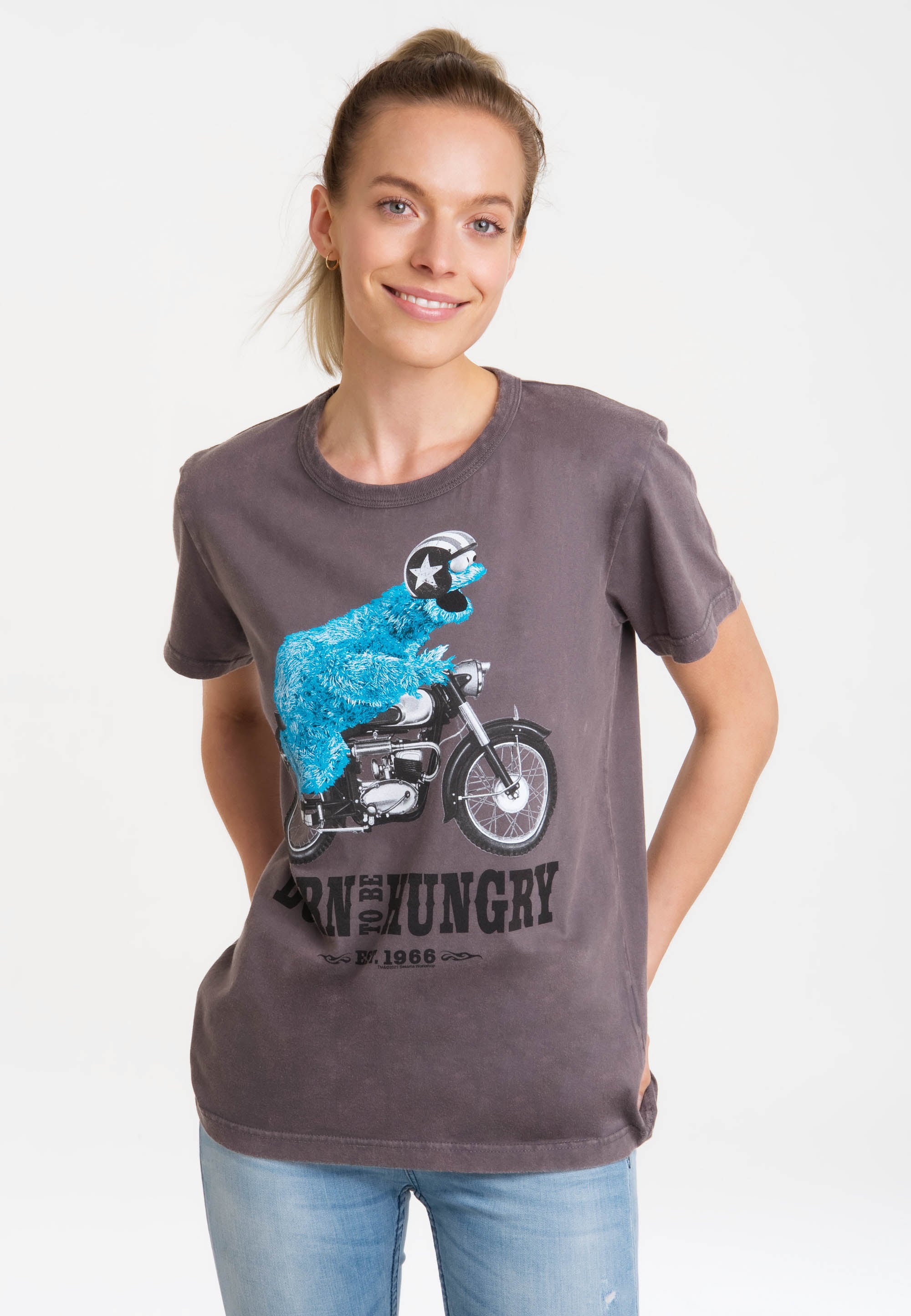 LOGOSHIRT T-Shirt »Sesamstrasse - Krümelmonster Motorrad«, mit lizenziertem Print
