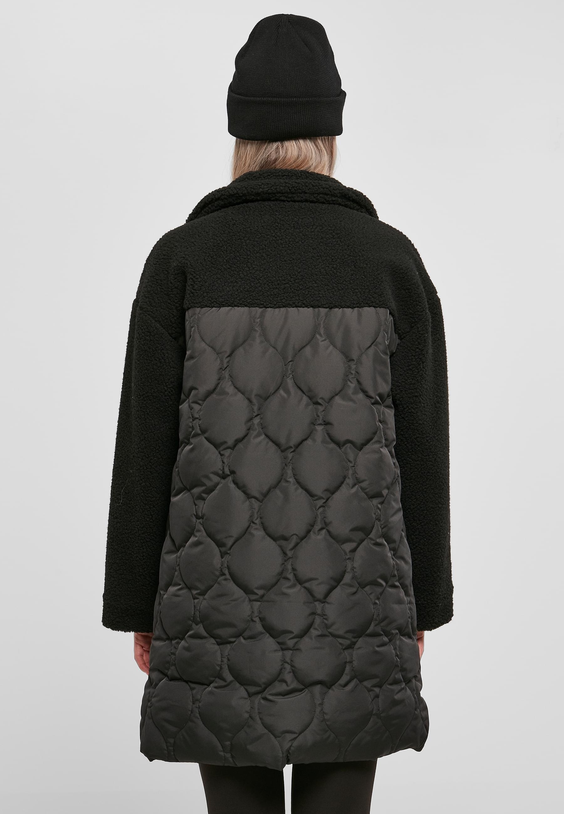 URBAN CLASSICS Winterjacke »Urban Classics Damen Ladies Oversized Sherpa Quilted Coat«, (1 St.), ohne Kapuze