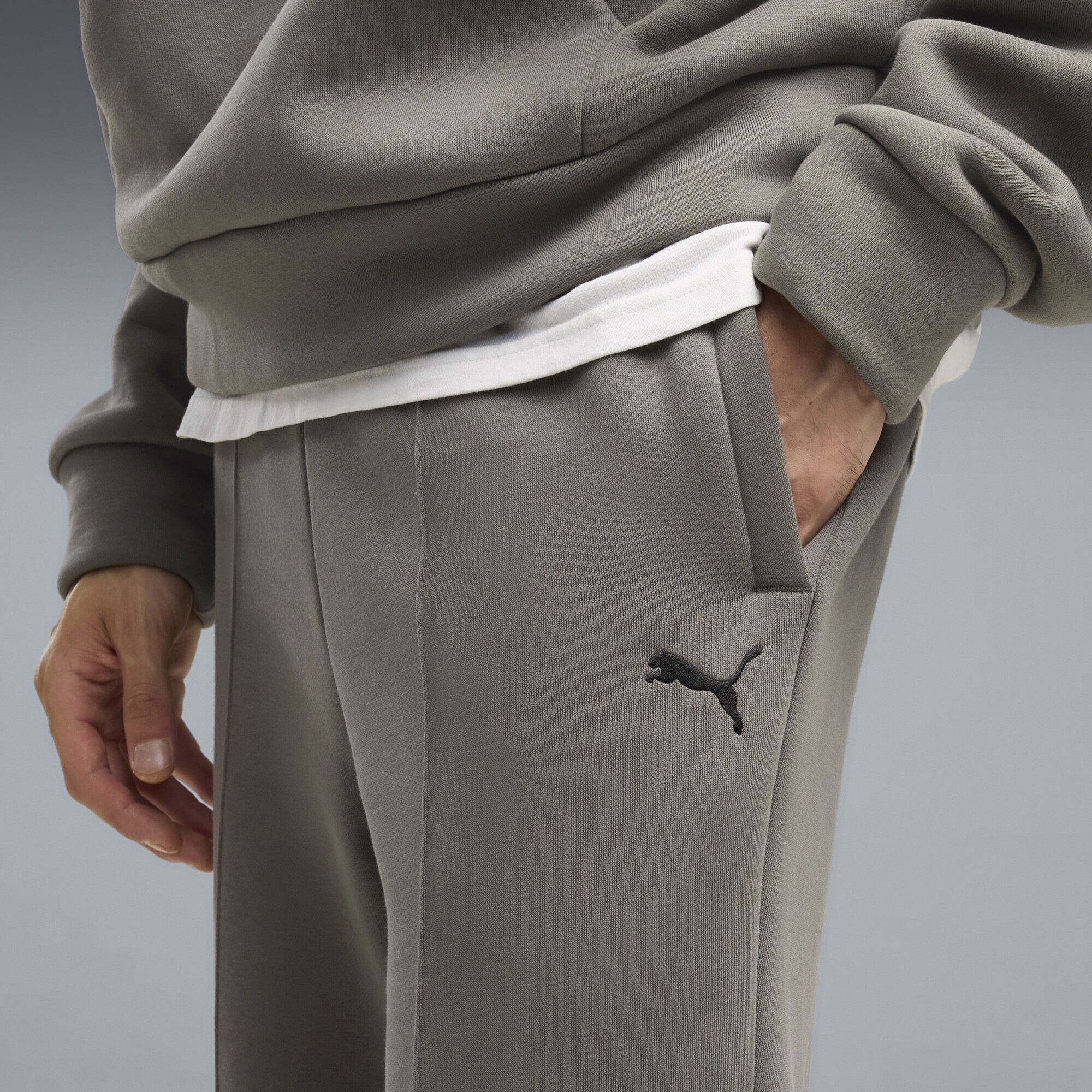 PUMA Sporthose »Essentials Heavy Fleece Relaxed Sweathose Herren«