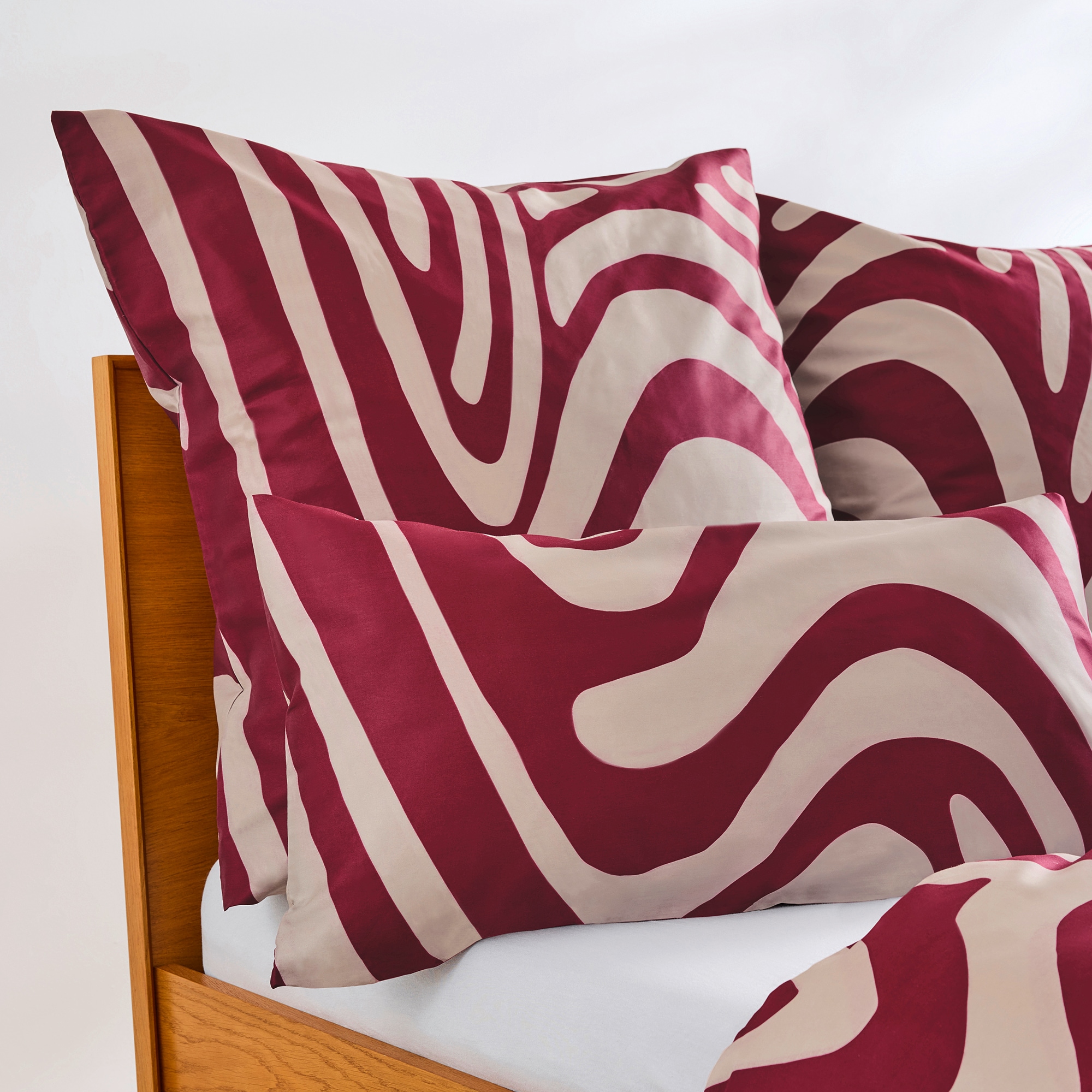 s.Oliver Bettwäsche »Satinbettwäsche s.Oliver«, im angesagten Trenddesign