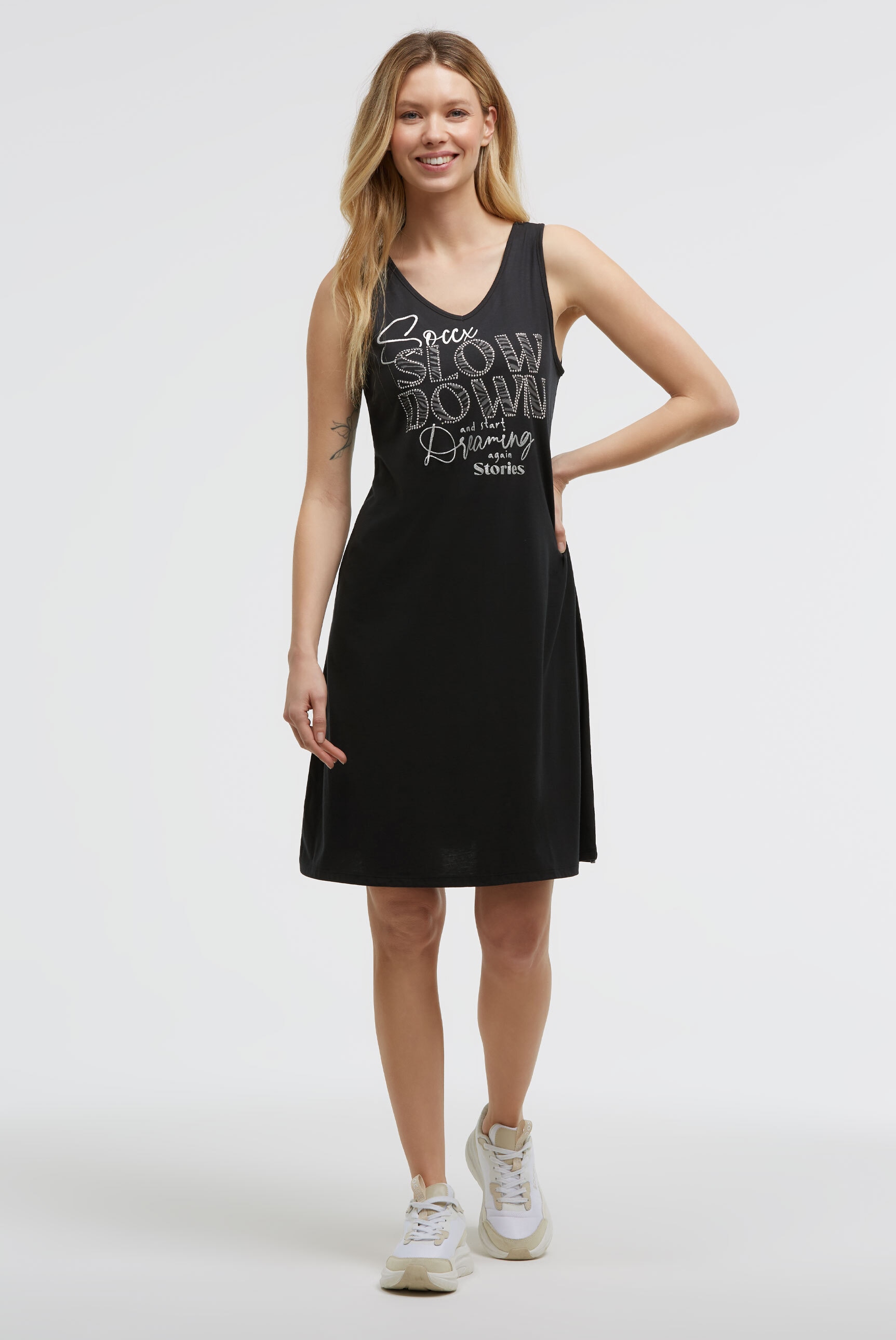 SOCCX Sommerkleid Ohne Taschen mit Glitzerstein-Wording
