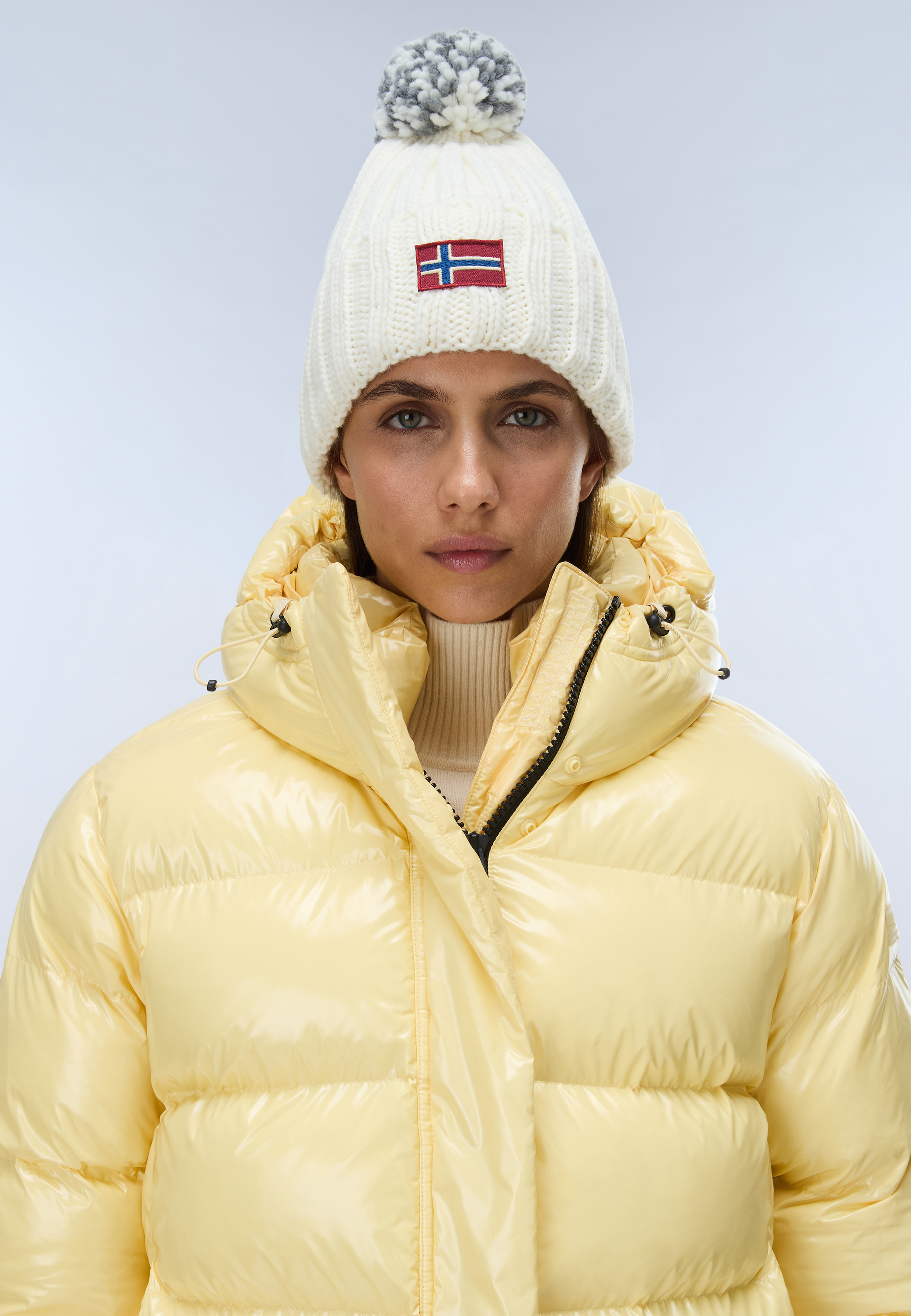 Napapijri Strickmütze "SEMIURY W 3 BEIGE DIMITY" sportlicher Stil, unifarbenes Design, One Size