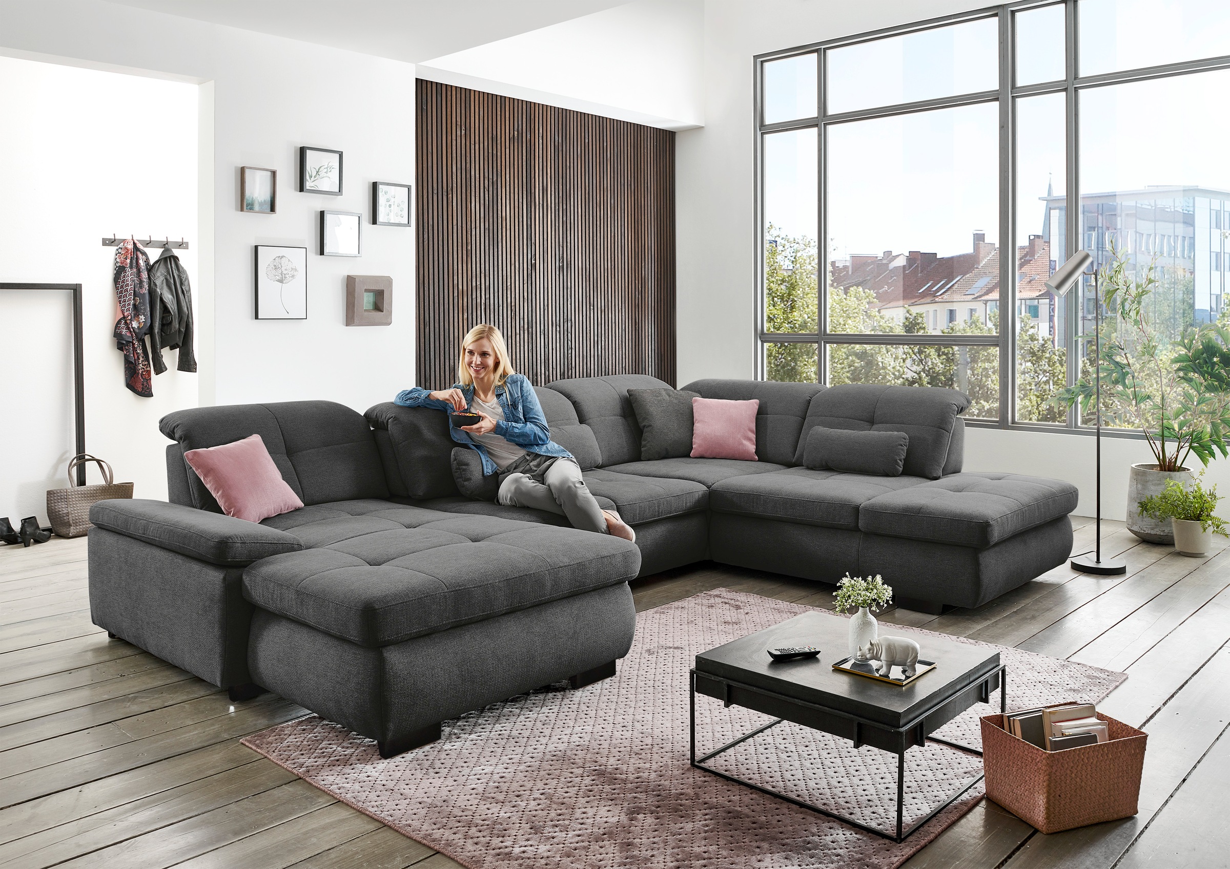 Die PlanBar Ecksofa »MP-IN16012 L-Form, mit Kaltschaum-Polsterung«, inkl. Sitztiefenverstellung wahlweise mit weiteren Funktionen
