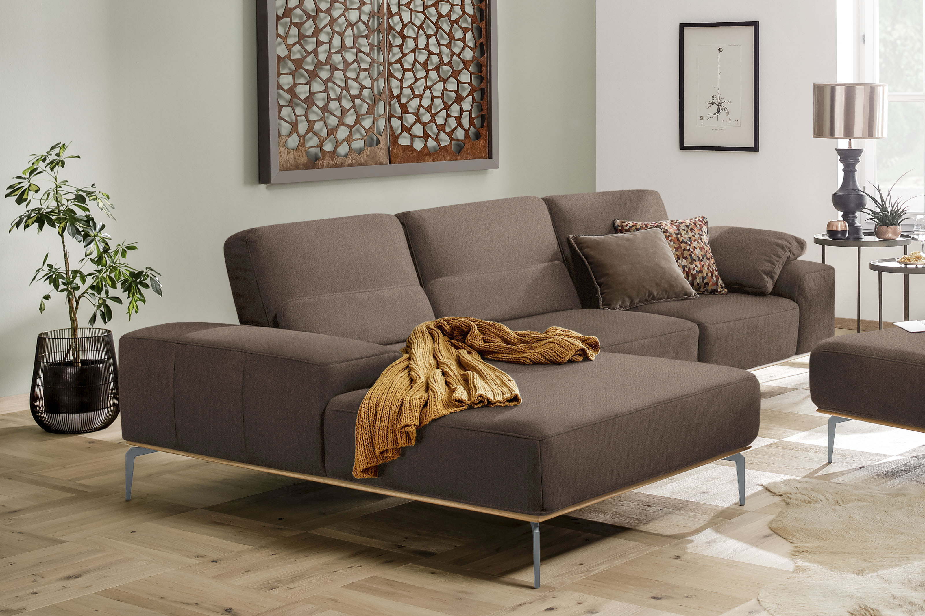 W.SCHILLIG Ecksofa "run, Designsofa mit tollem Sitzkomfort, bequem, L-Form" mit elegantem Holzsockel, Füße in Silber matt, Breite 319 cm