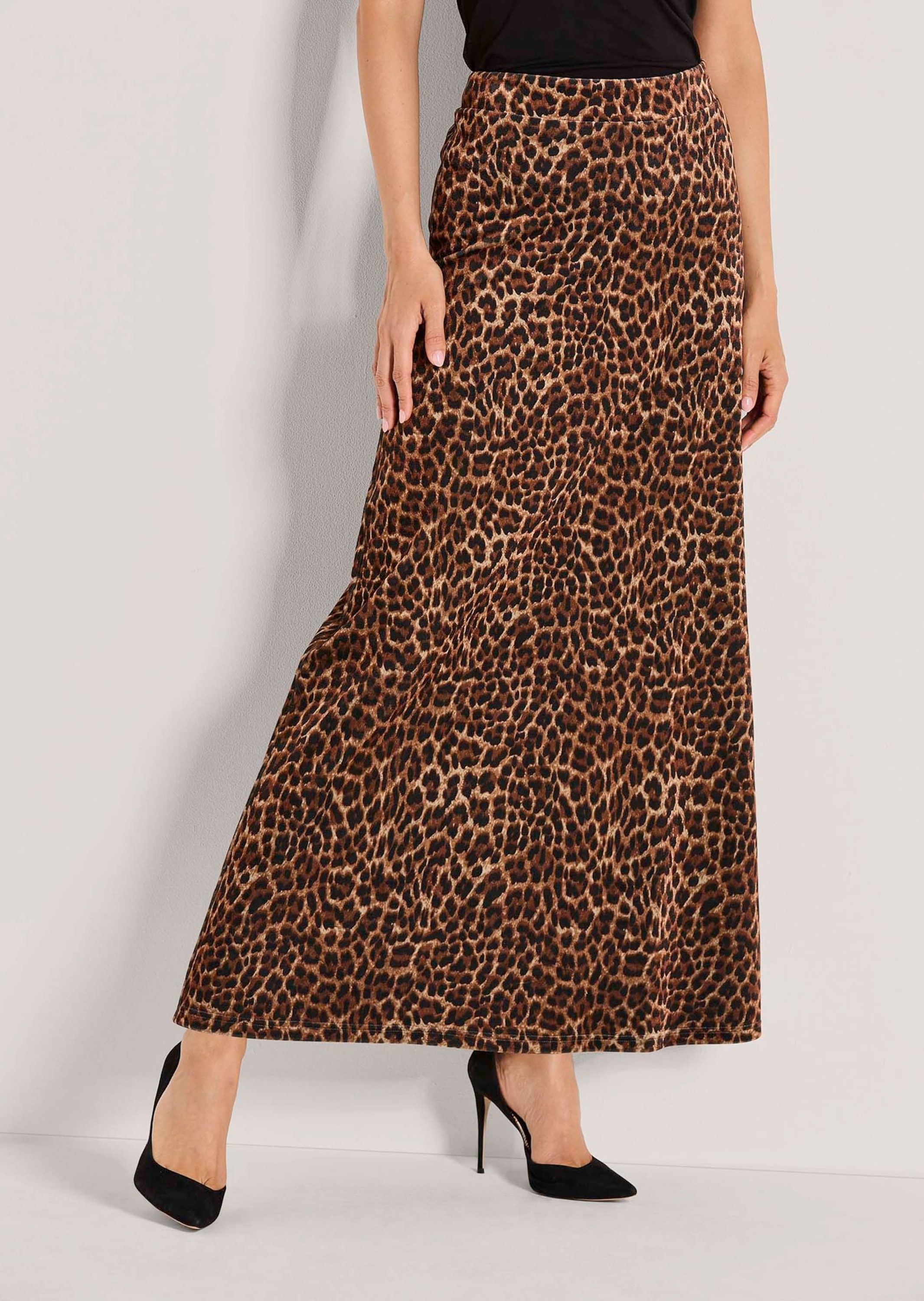 MADELEINE Maxirock »Maxirock Eleganter Samtrock im Leo-Design«