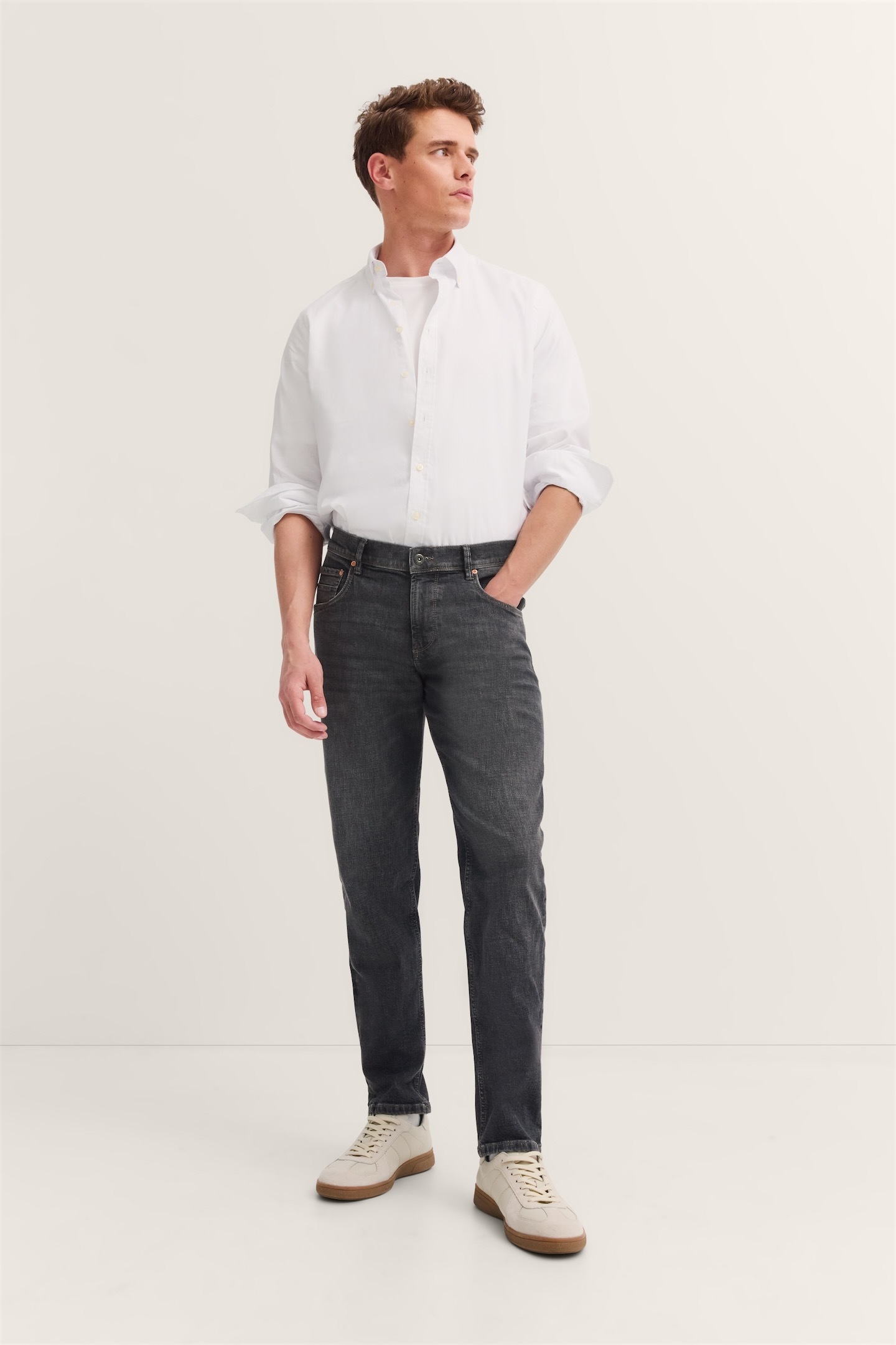 bugatti 5-Pocket-Jeans »Tapered Fit«, aus Stretch Handcrafted Denim