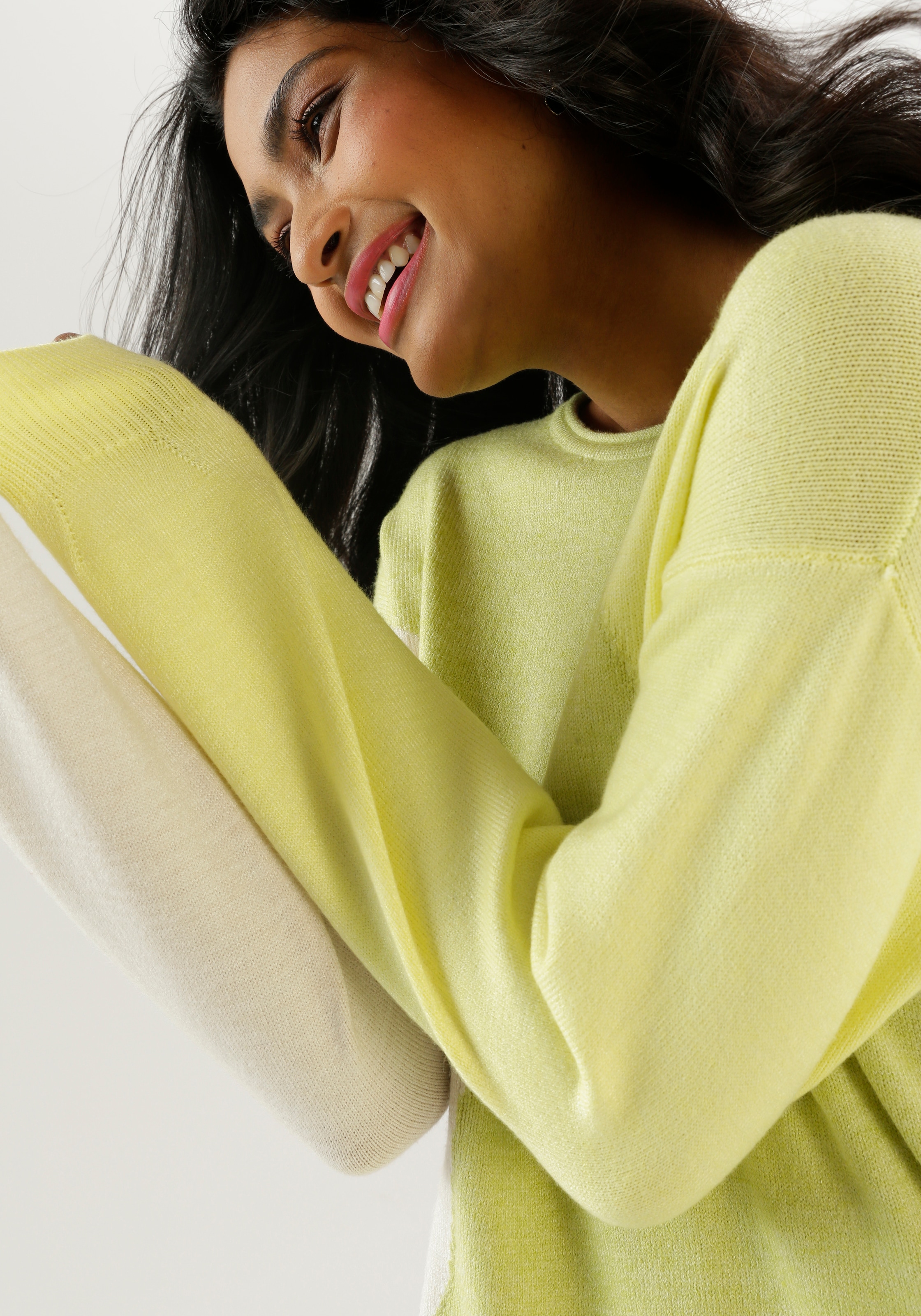 Aniston SELECTED Strickpullover, mit Rollkante am Rundhalsausschnitt - NEUE KOLLEKTION