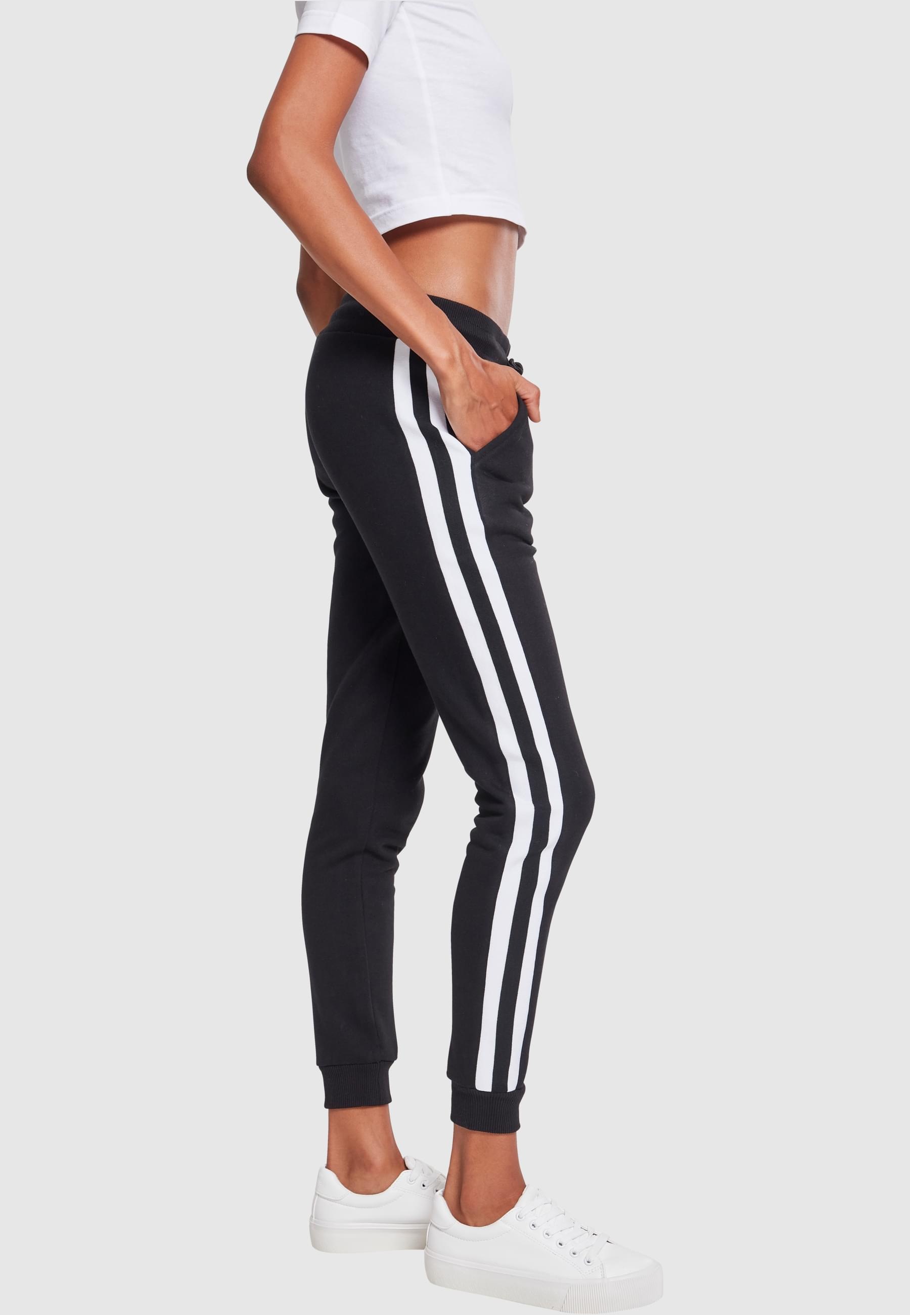 URBAN CLASSICS Jogginghose »Urban Classics Damen Ladies College Contrast Sweatpants«, (1 tlg.)