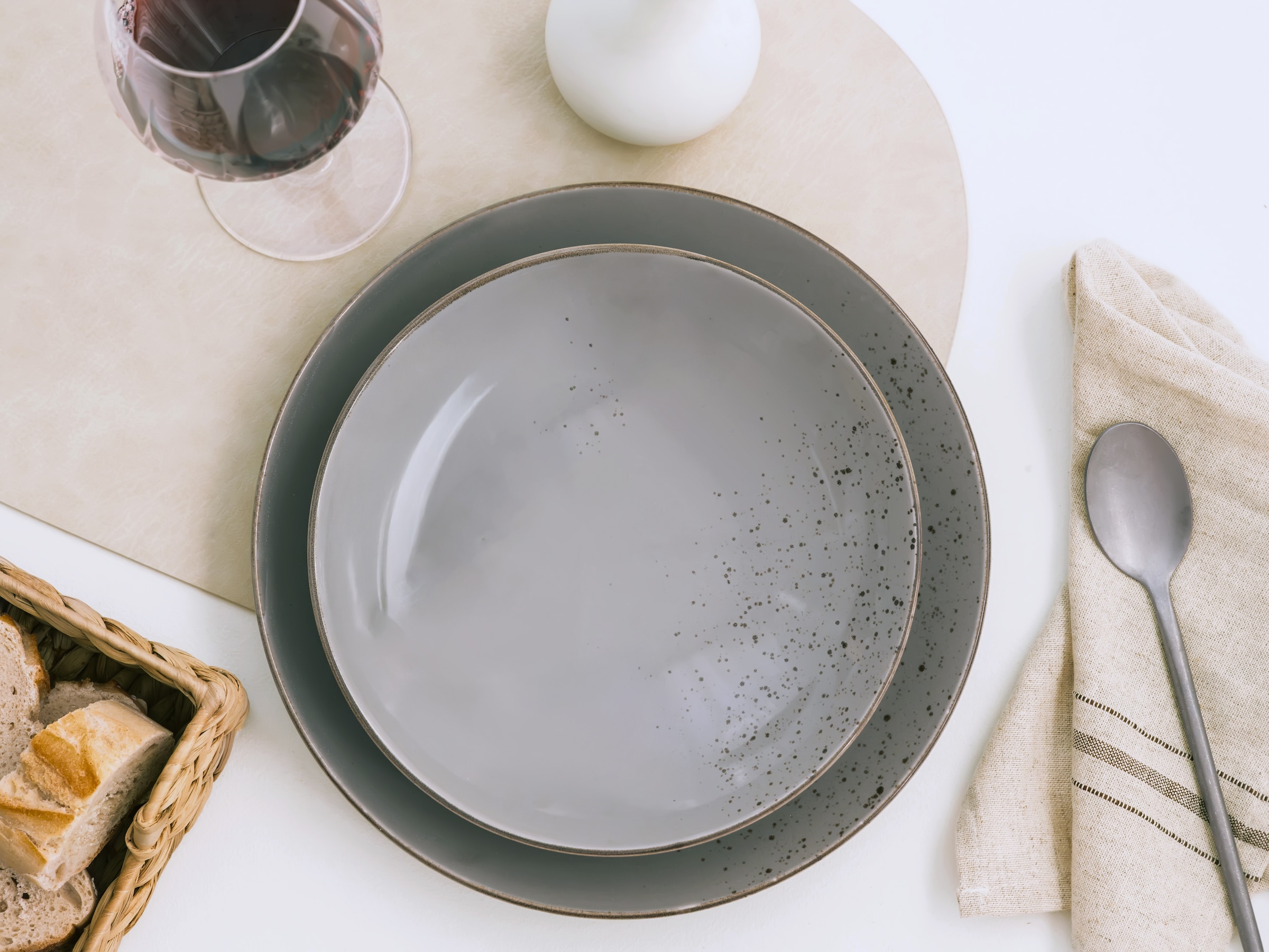 CreaTable Tafelservice »Nature Collection, Service, Teller-Set, 8-tlg.« Handgemalte Sprenkel und Ränder, Reaktivglasur