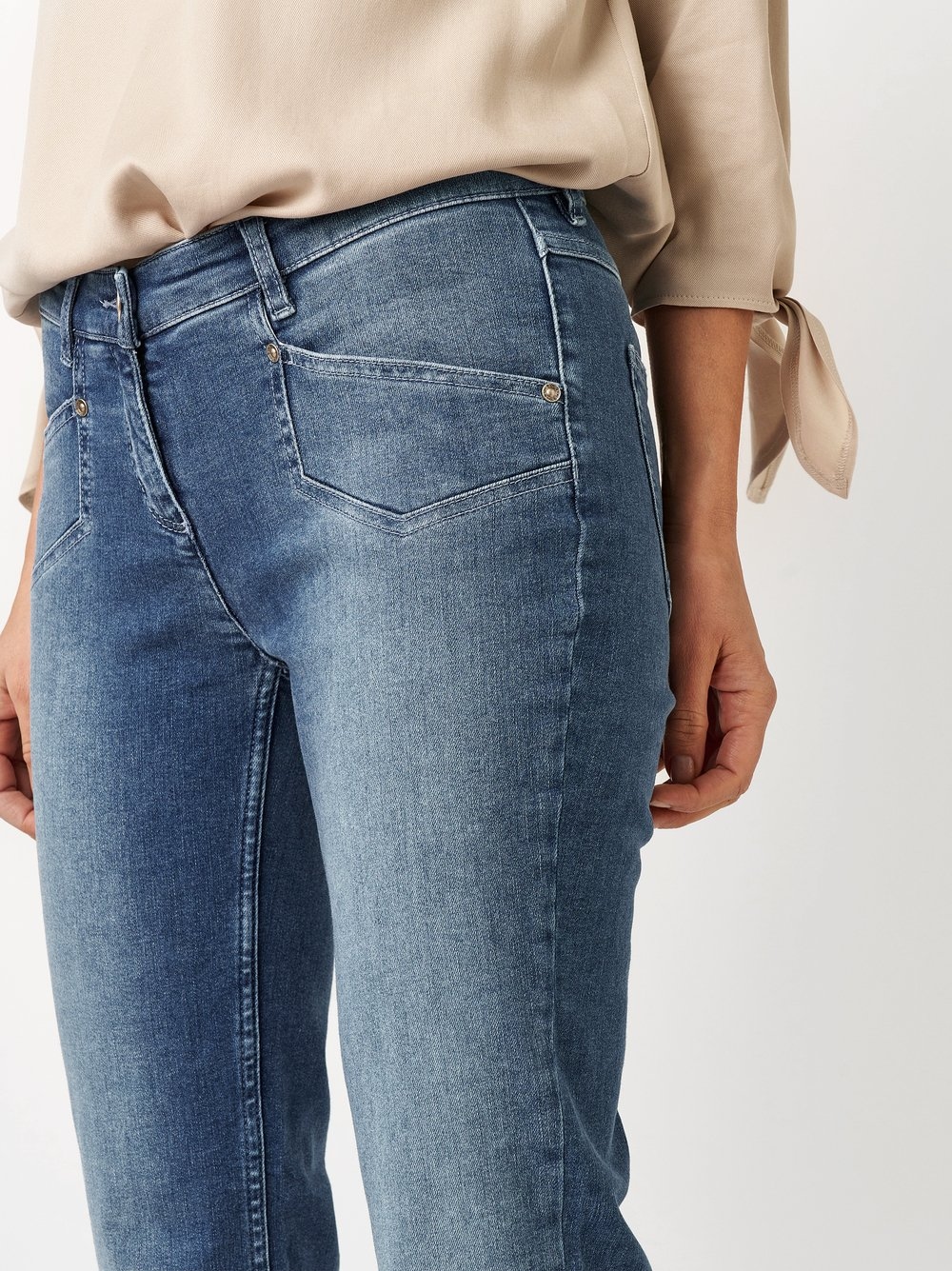 TONI Bootcut-Jeans »Perfect Shape«, mit Taschen