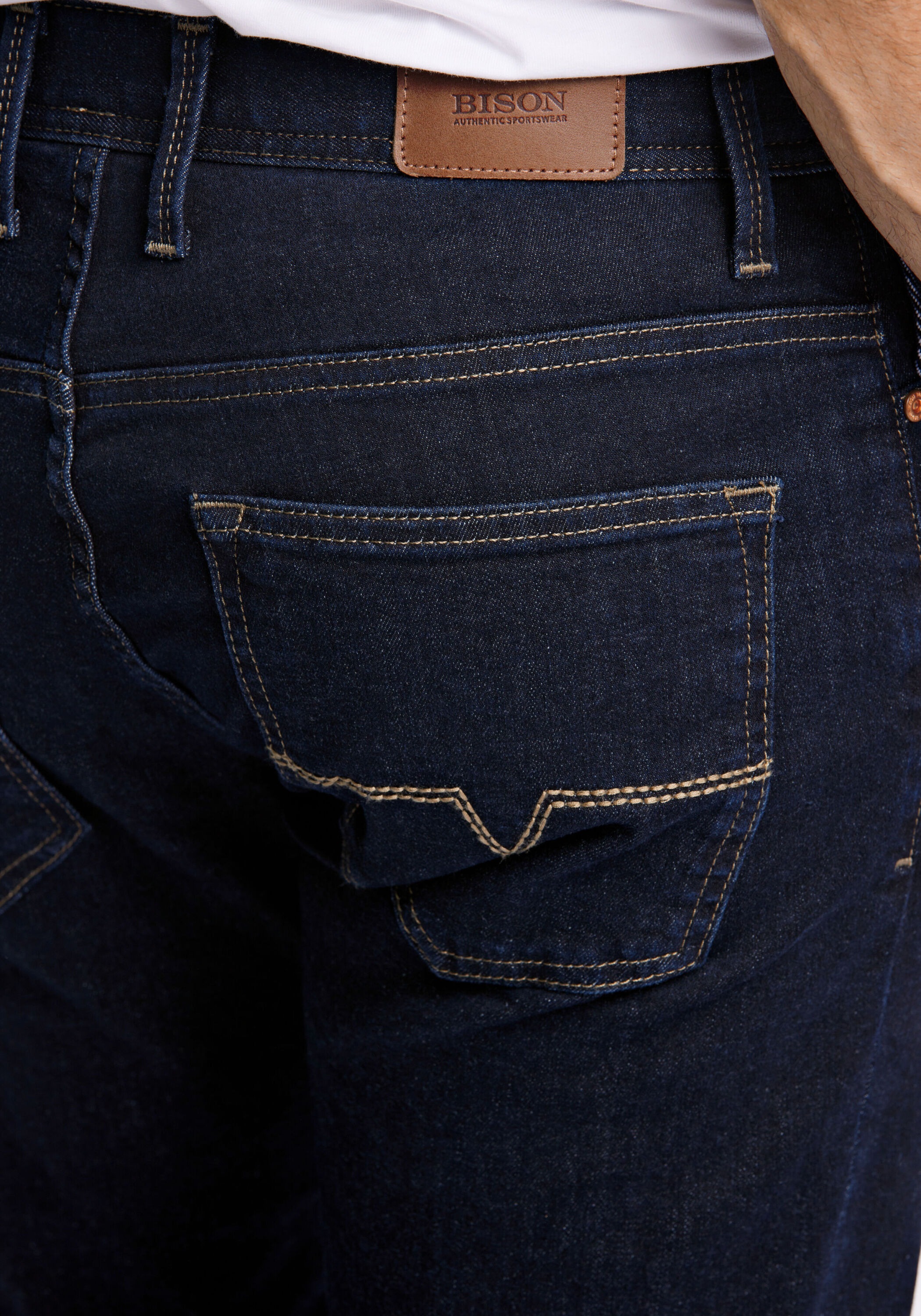 Thumbnail - BISON 5-Pocket-Jeans "Jeans Tapered Fit"
