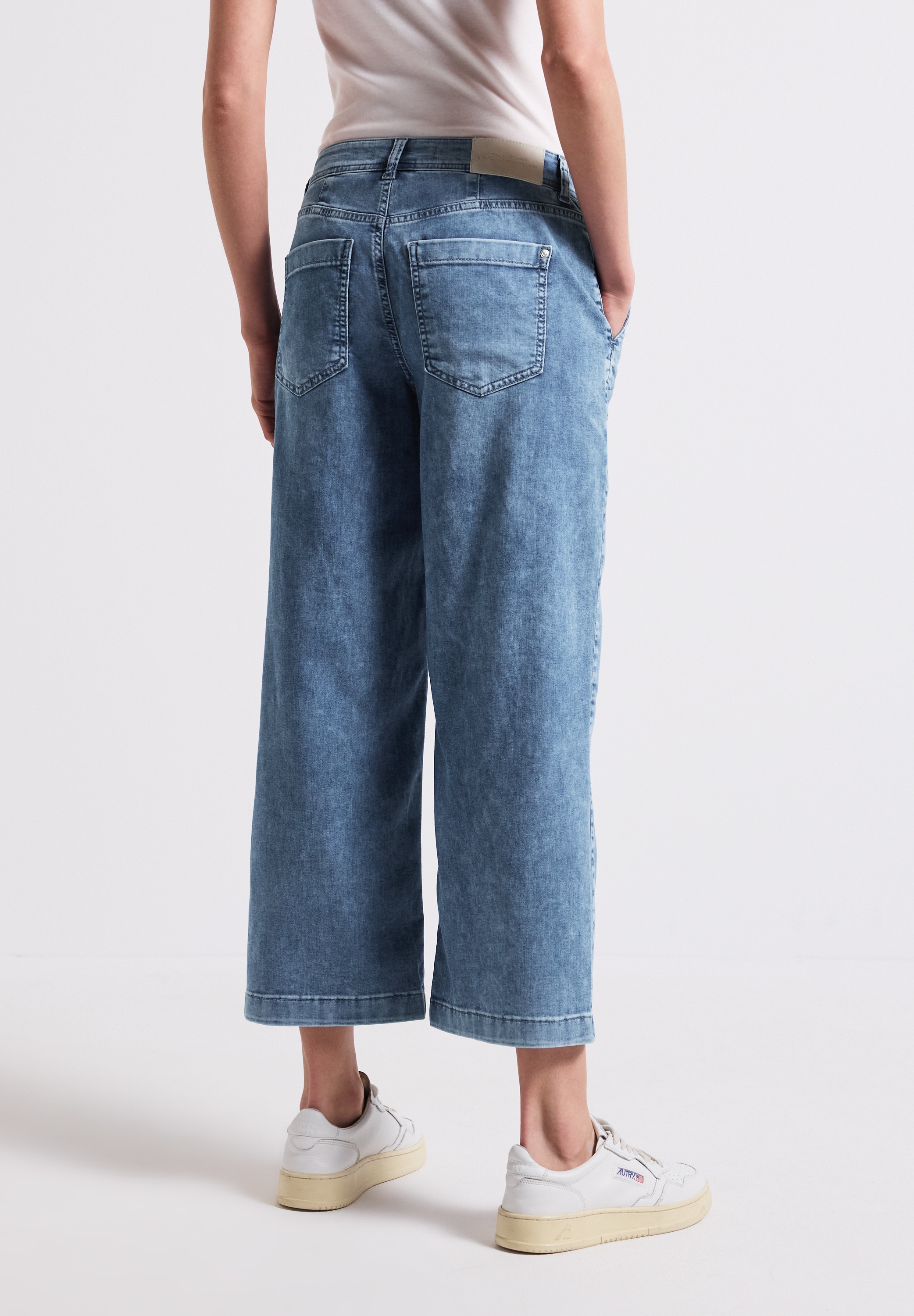 STREET ONE Comfort-fit-Jeans, mit seitlichen Einschubtaschen günstig online kaufen