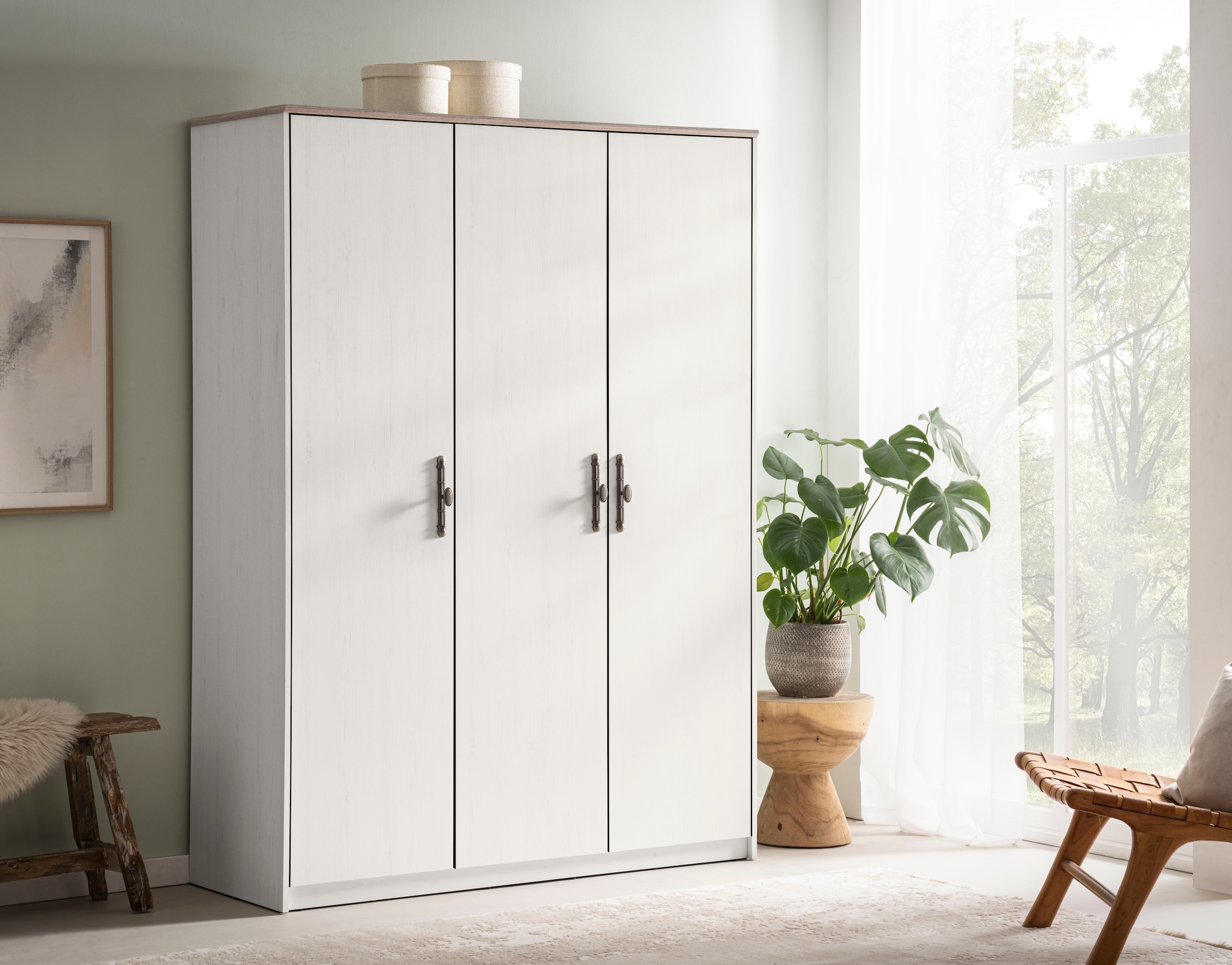 Home affaire Kleiderschrank »LiLLE, Drehtürenschrank im Landhausstil, Schrank mit Metallgriffe«, viel Stauraum, mit Kleiderstange u Einlegeböden, vielseitig einsetzbar