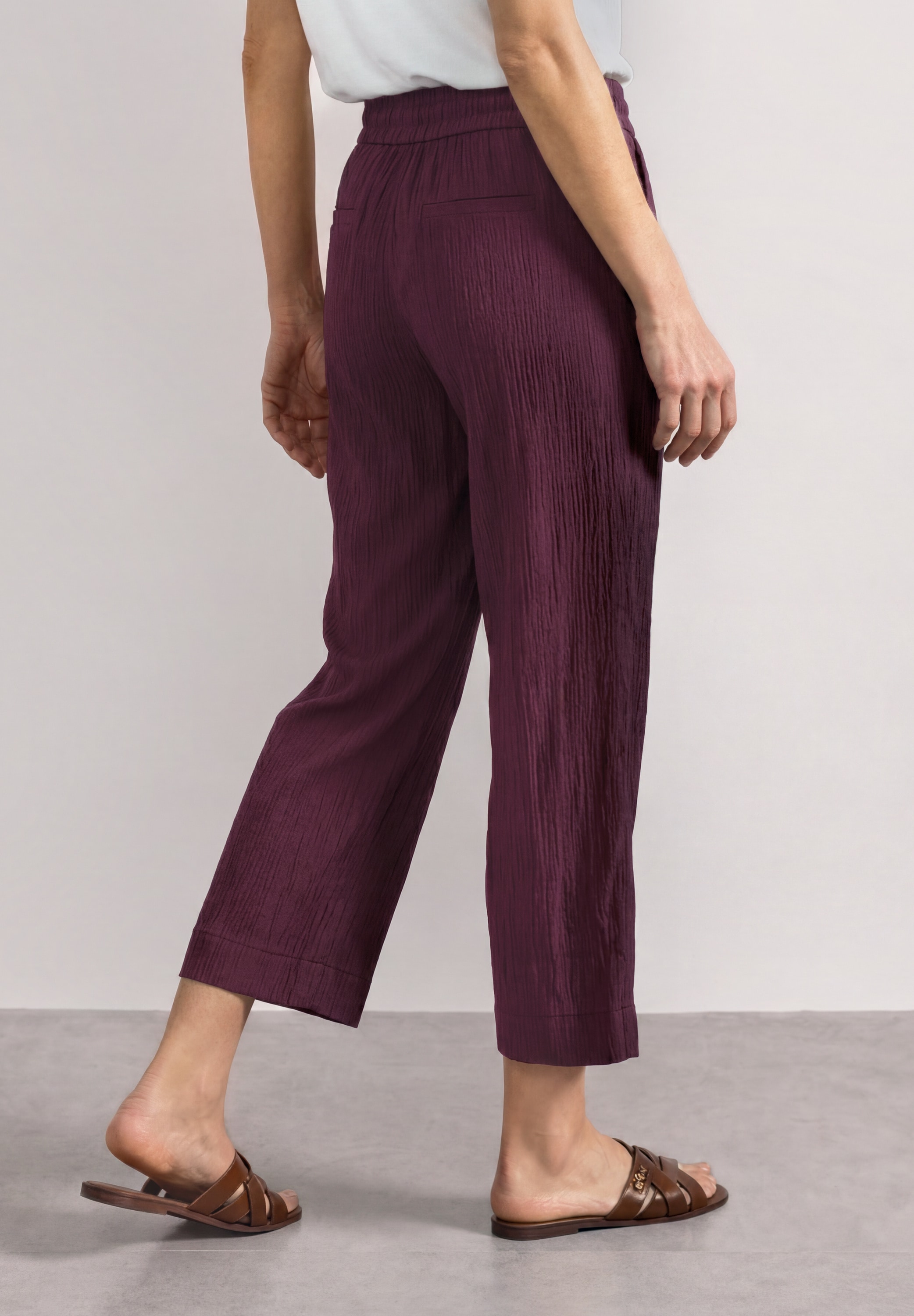 STREET ONE 7/8-Hose »Style Emee«  Angenehmer Viskosemix mit feiner Struktur