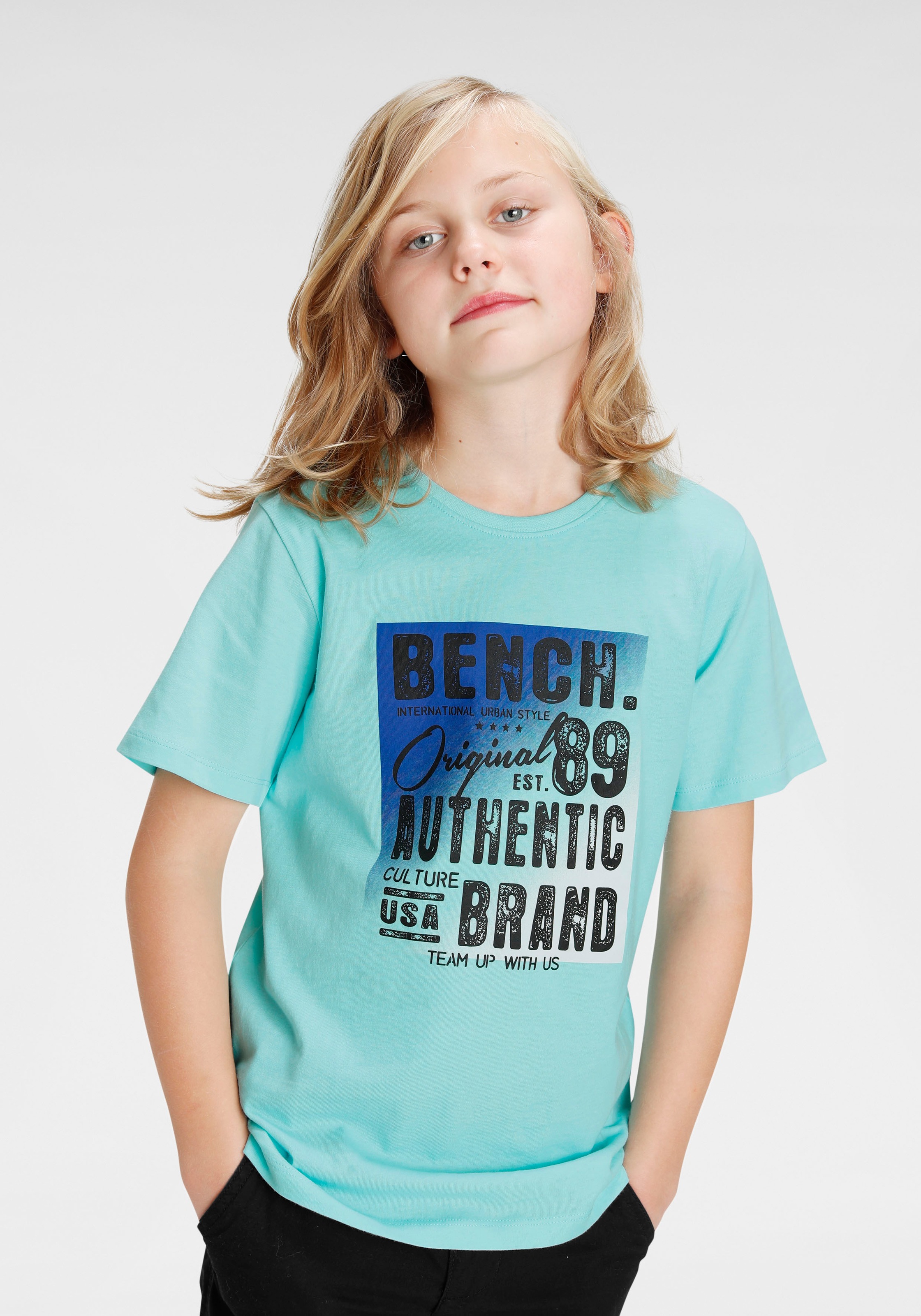 Black Friday Bench. T-Shirt »mit | BAUR Logodruck« mehrfarbigem