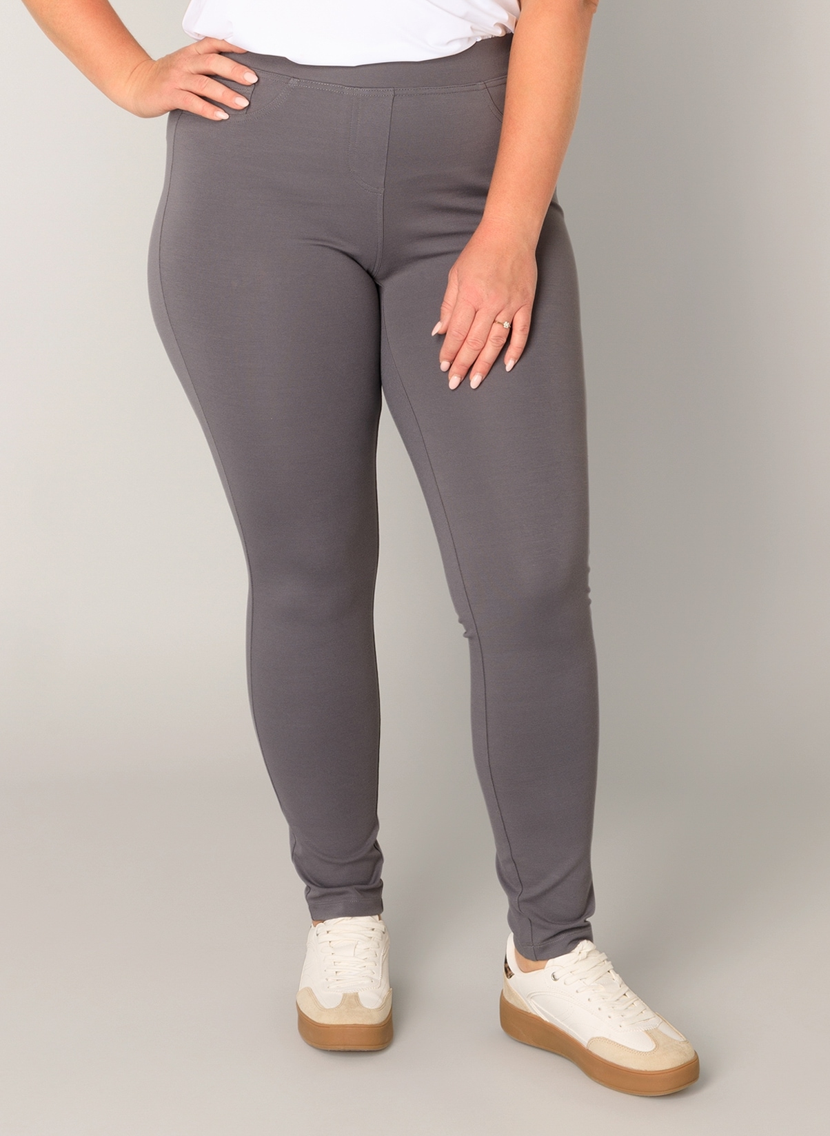 Base Level Curvy Jeggings "Arnika", mit Badge günstig online kaufen